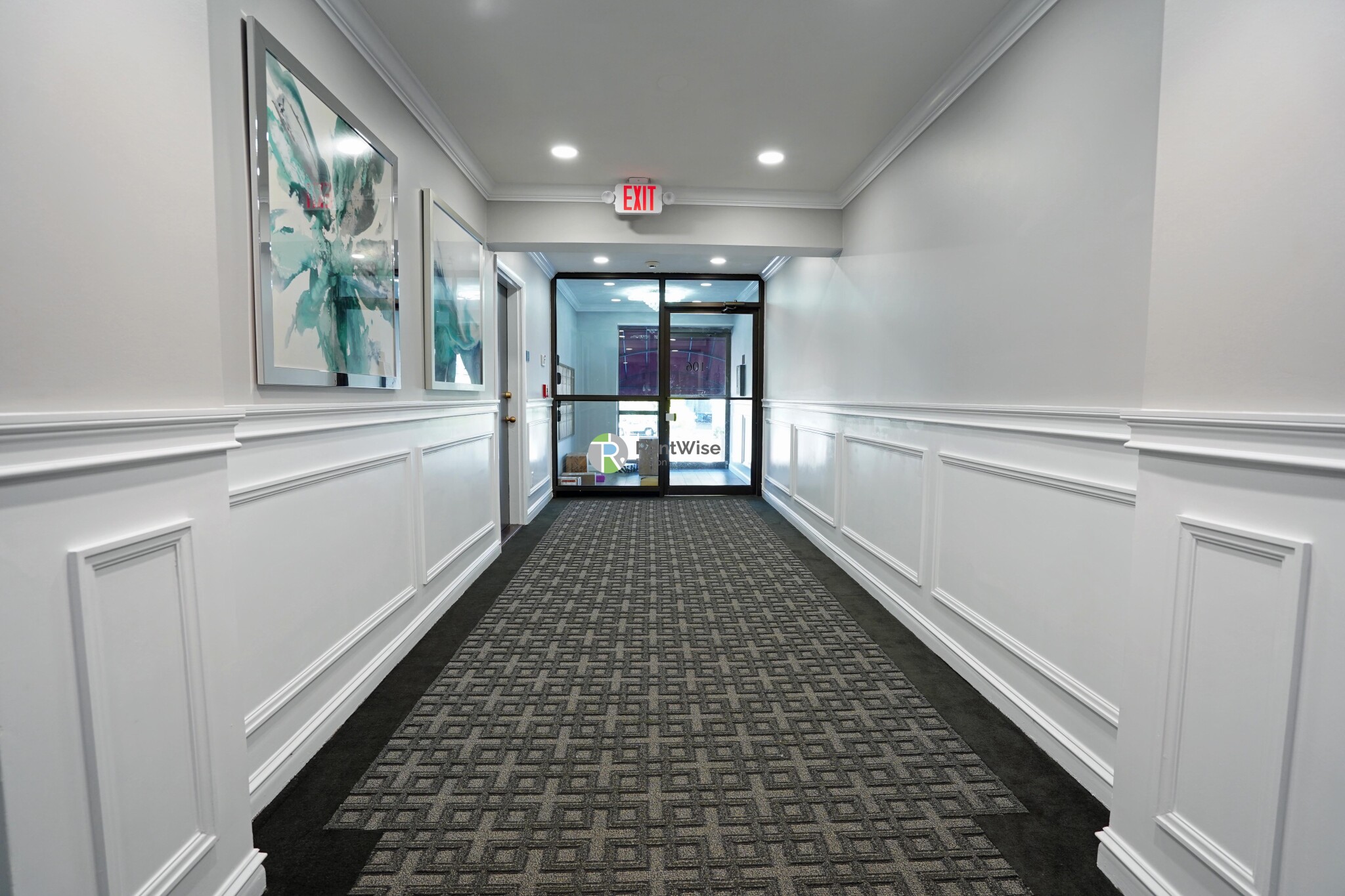 106 Tremont St, Brighton