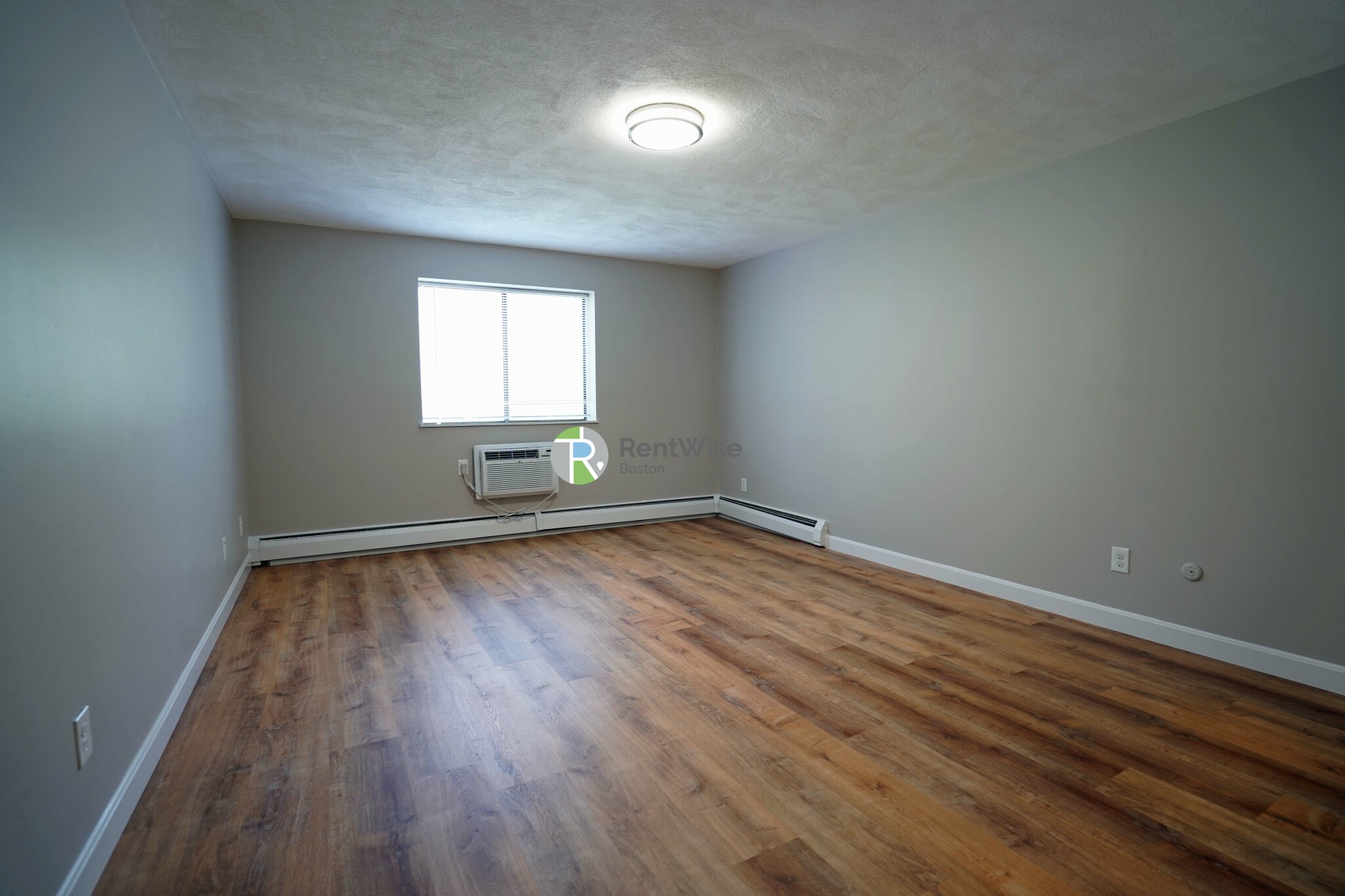 116 Tremont St, Brighton