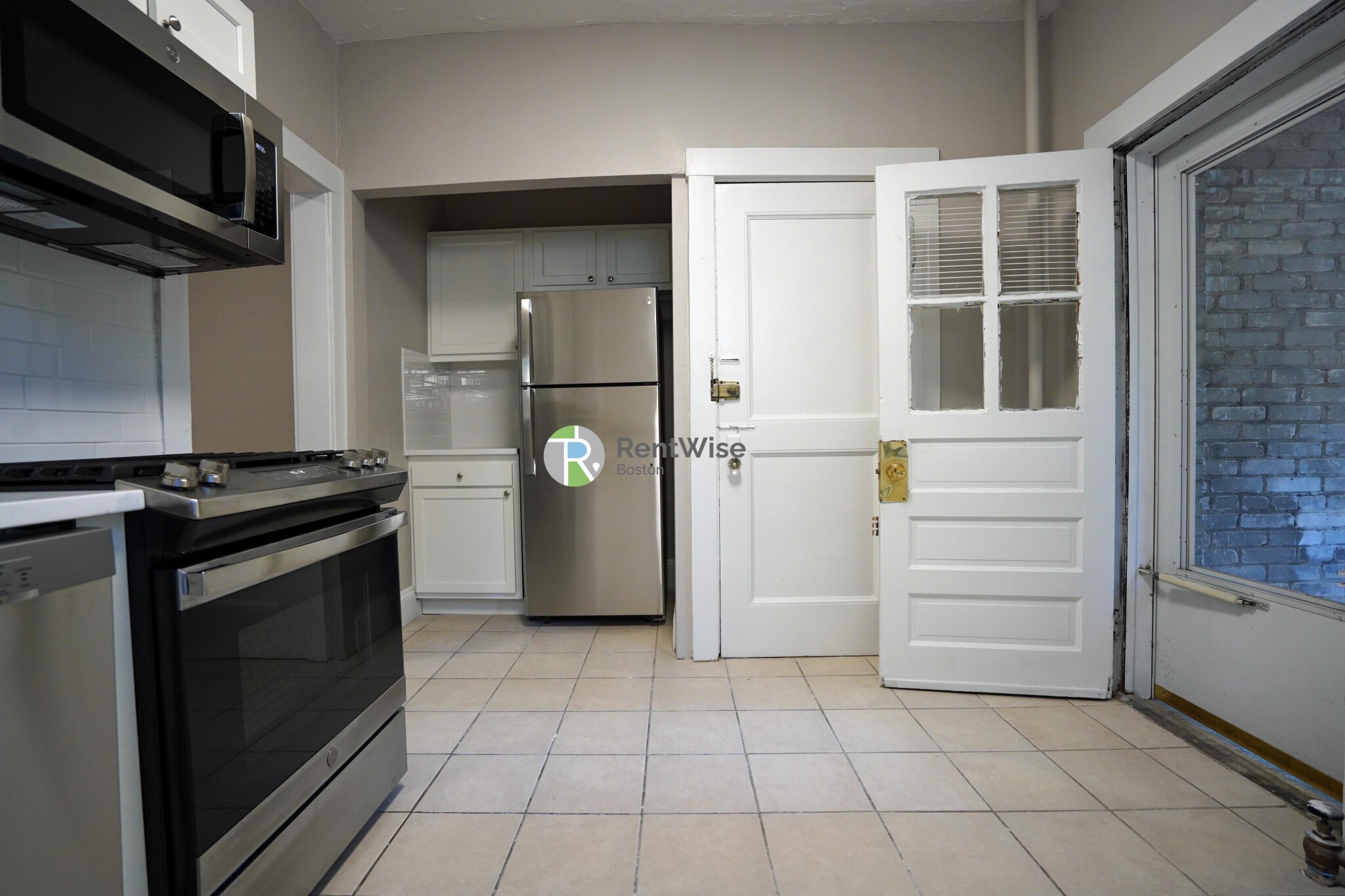 294 Harvard St, Central Square