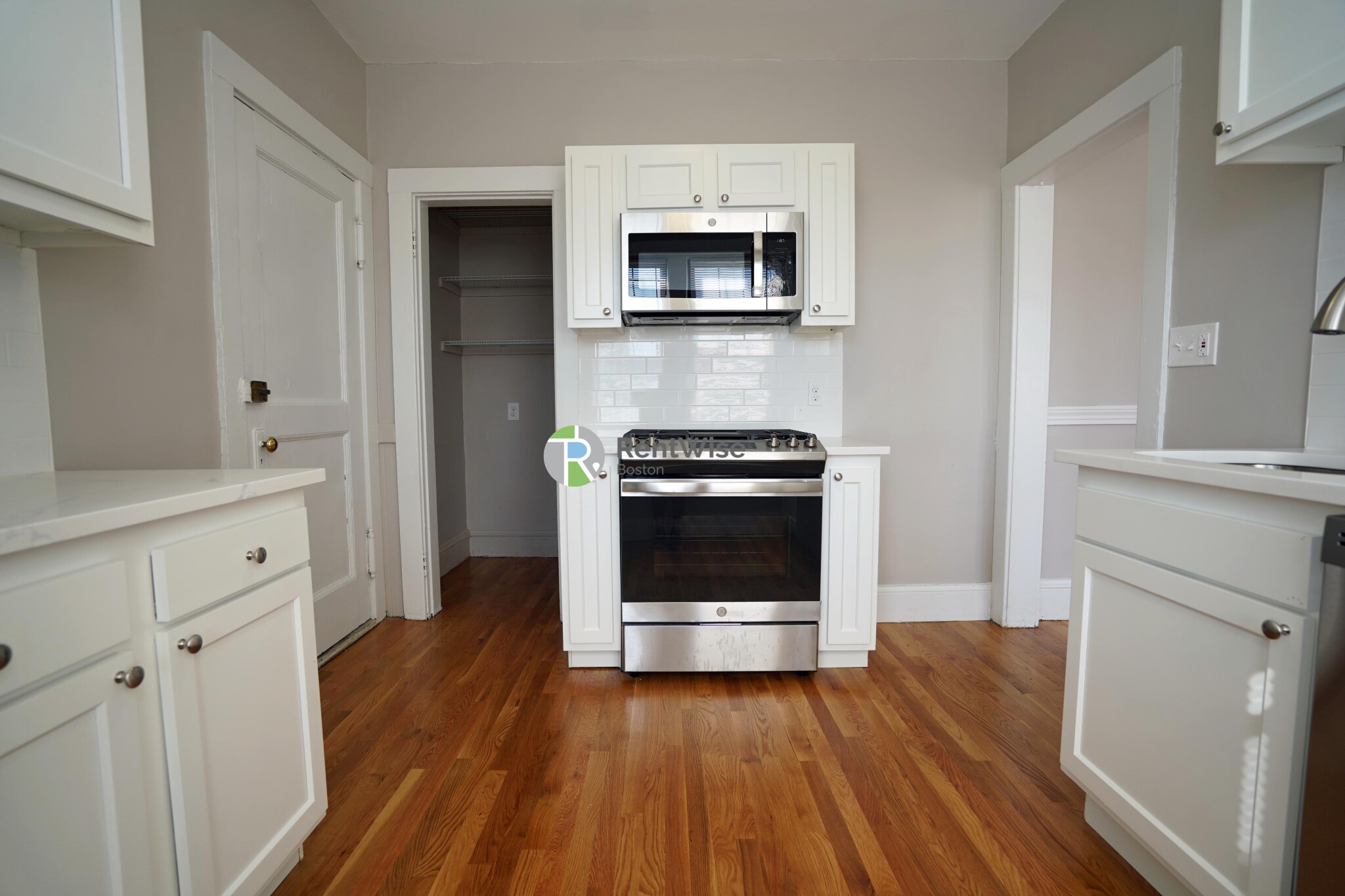 292 Harvard St, Central Square