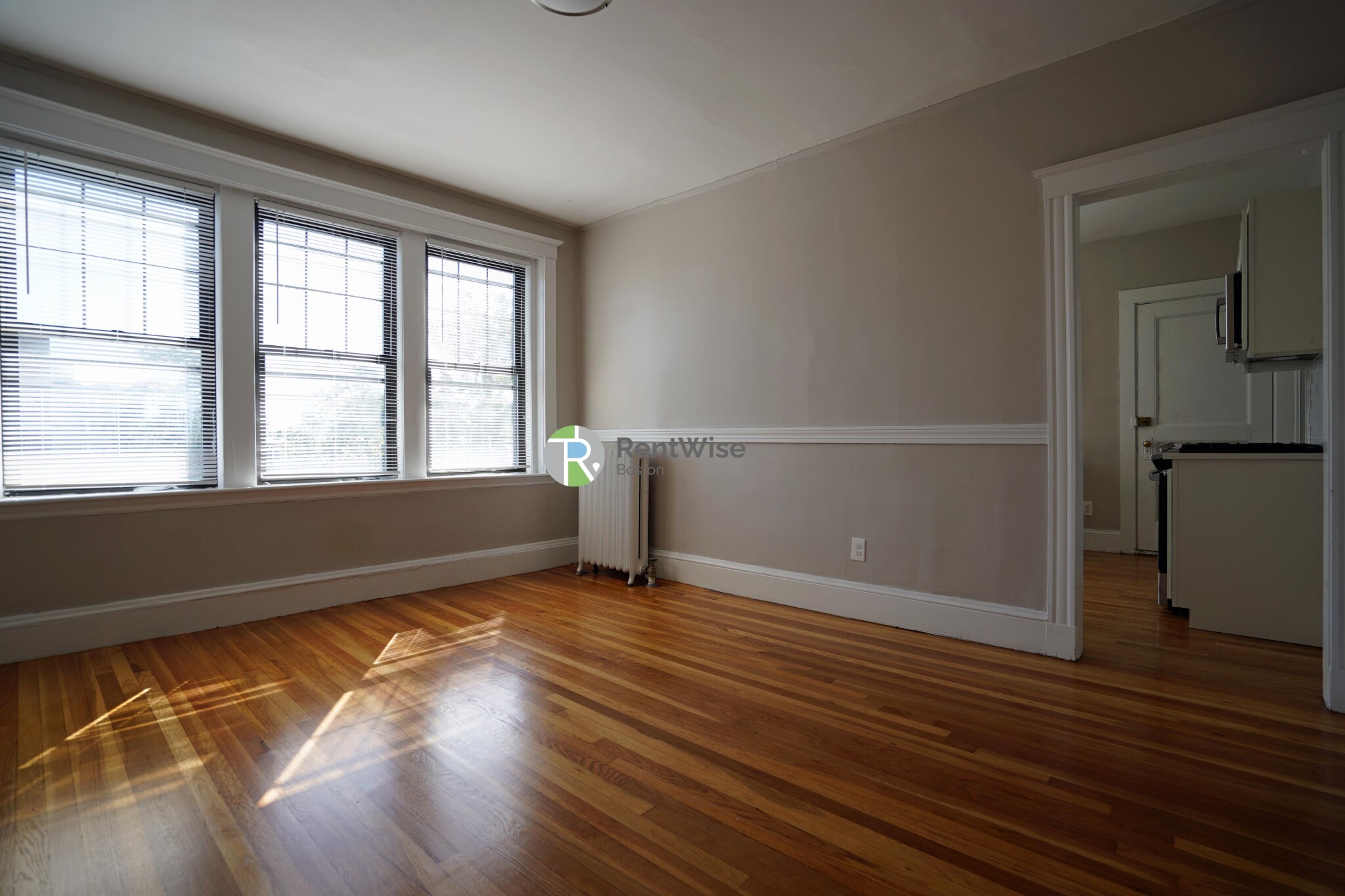 292 Harvard St, Central Square