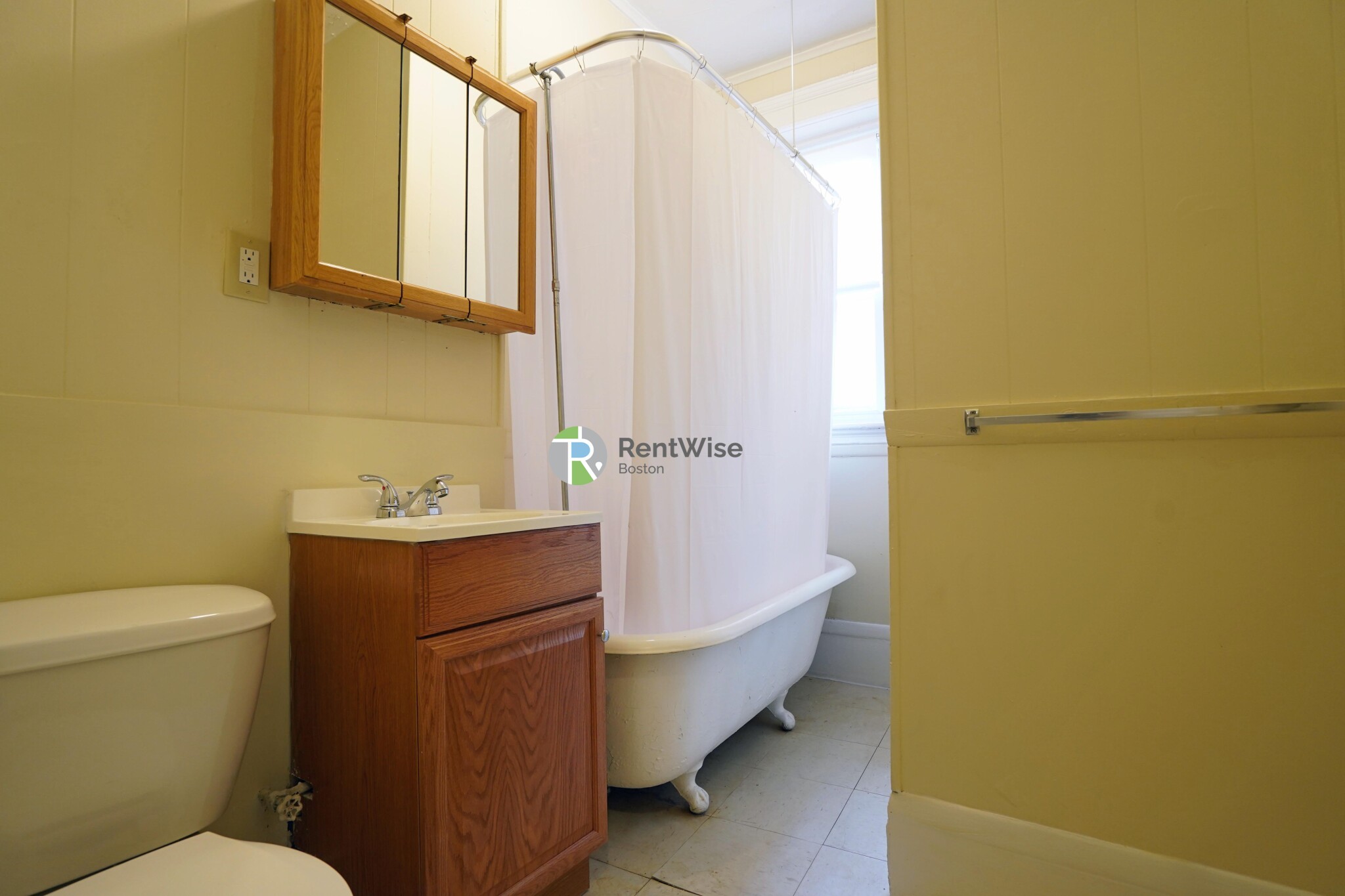 11 Royce Rd, Allston