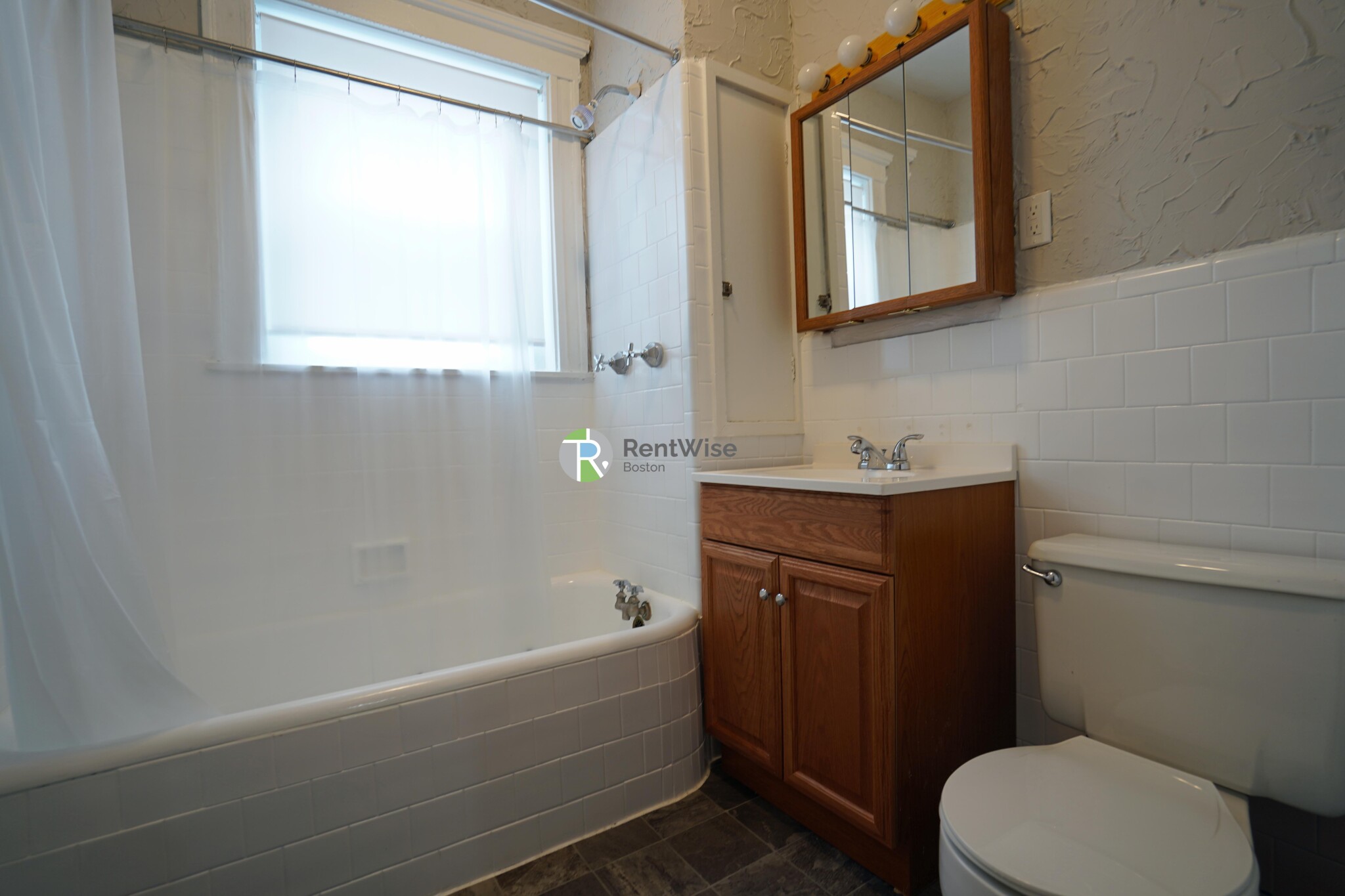 15 Gardner St, Allston