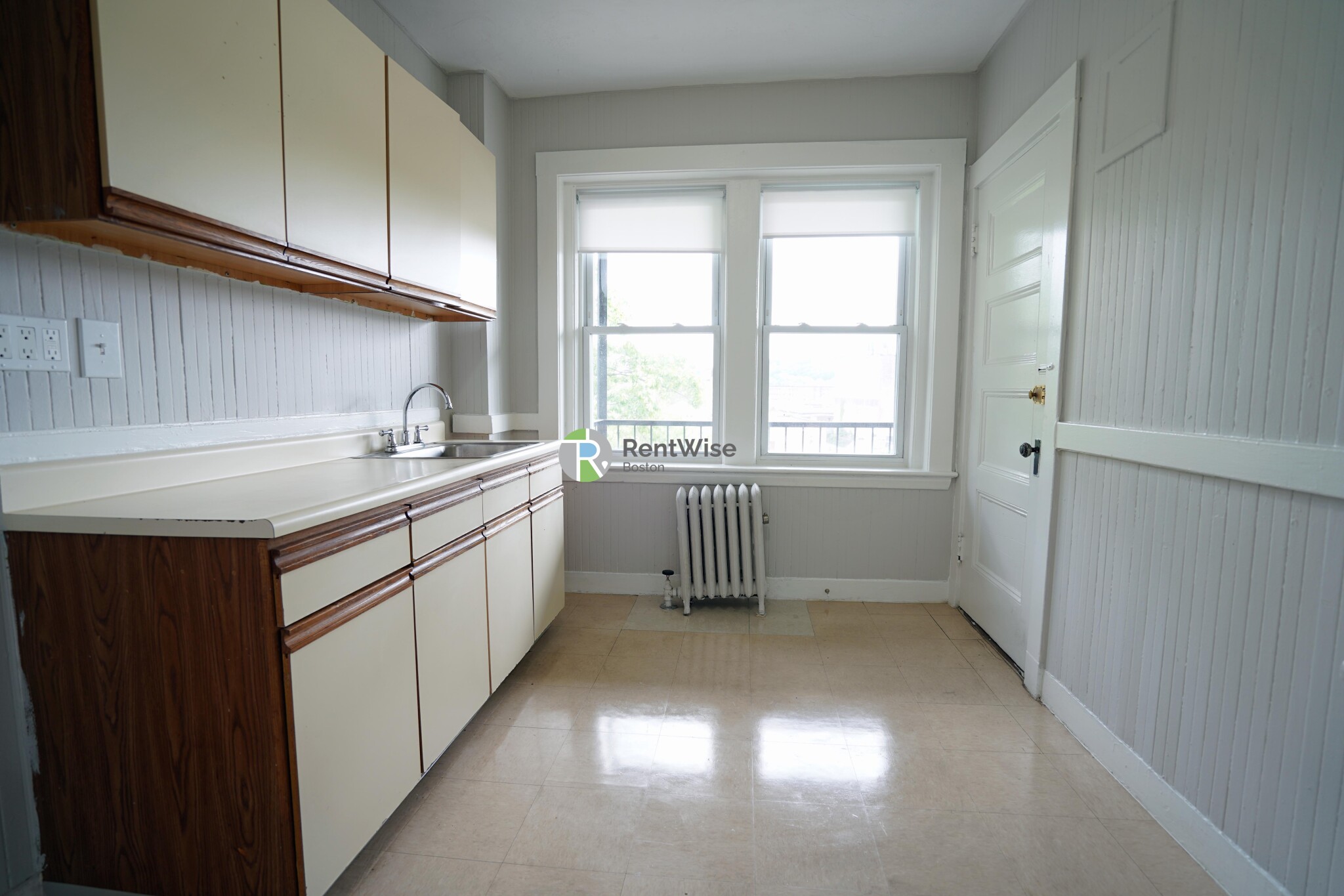 15 Gardner St, Allston