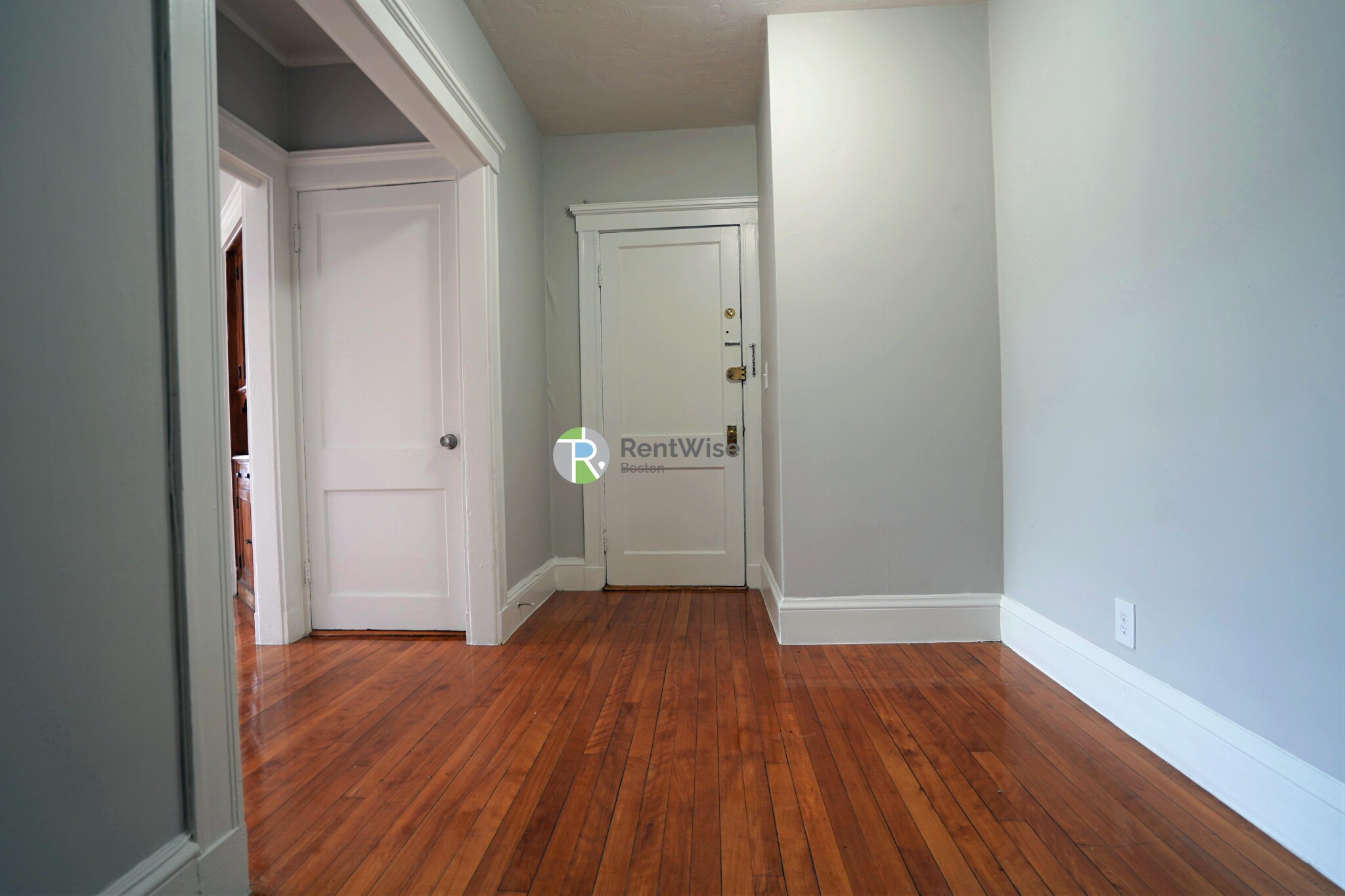 15 Gardner St, Allston