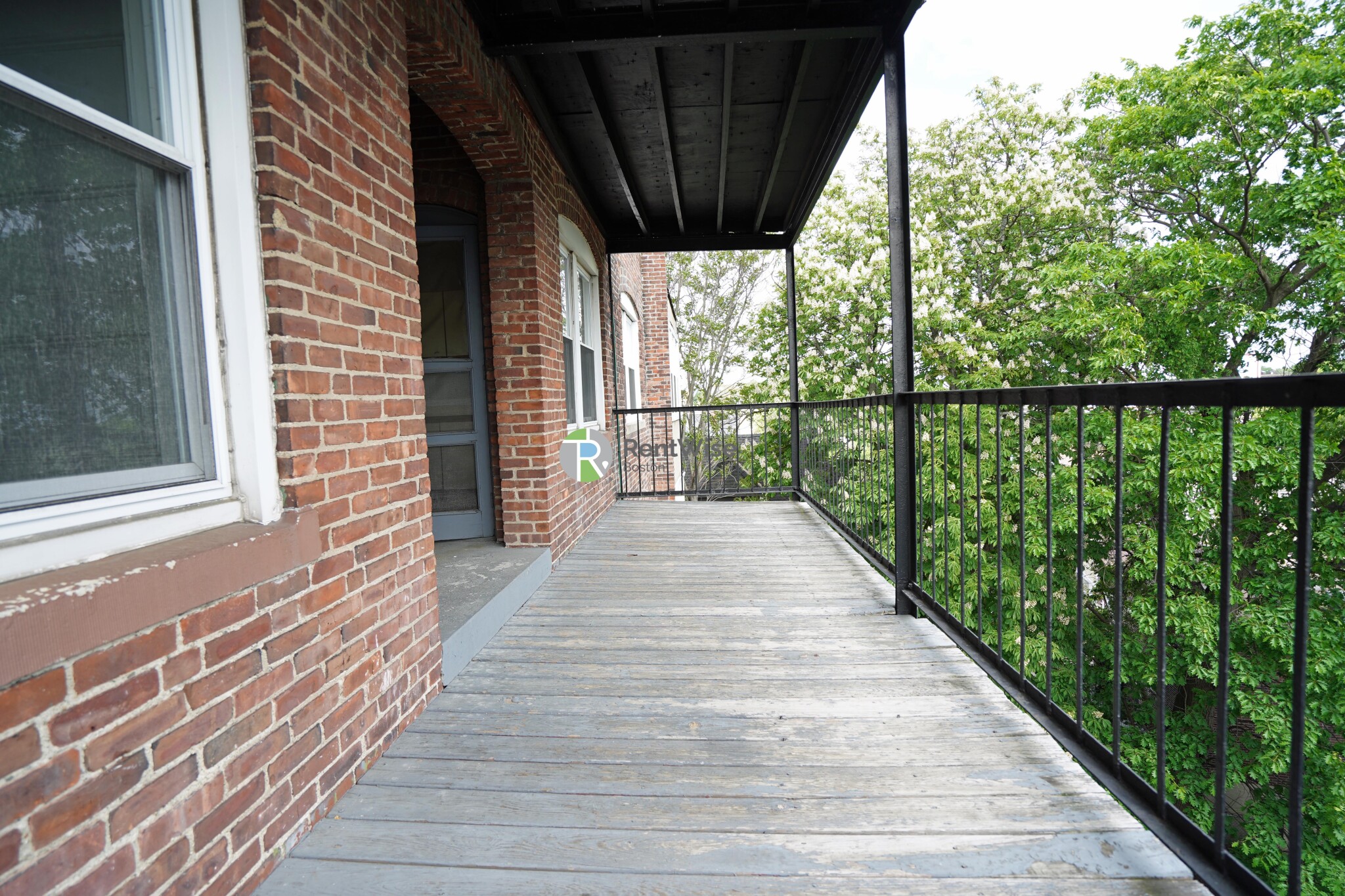 15 Gardner St, Allston