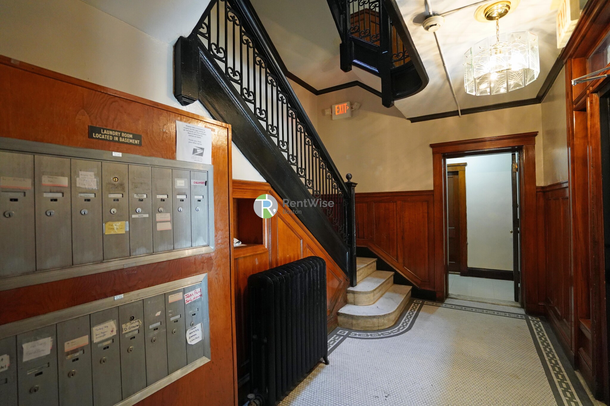 15 Gardner St, Allston