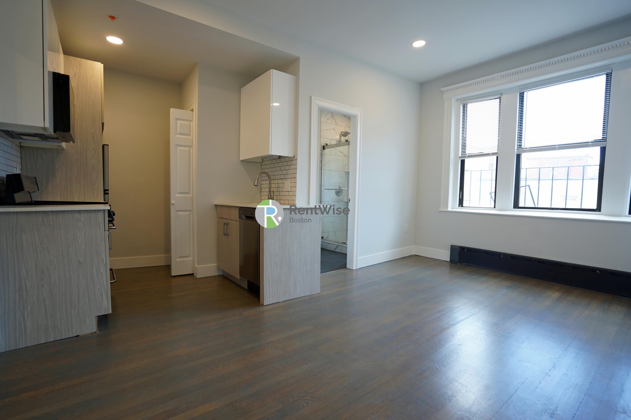 11 Queensberry St, Fenway