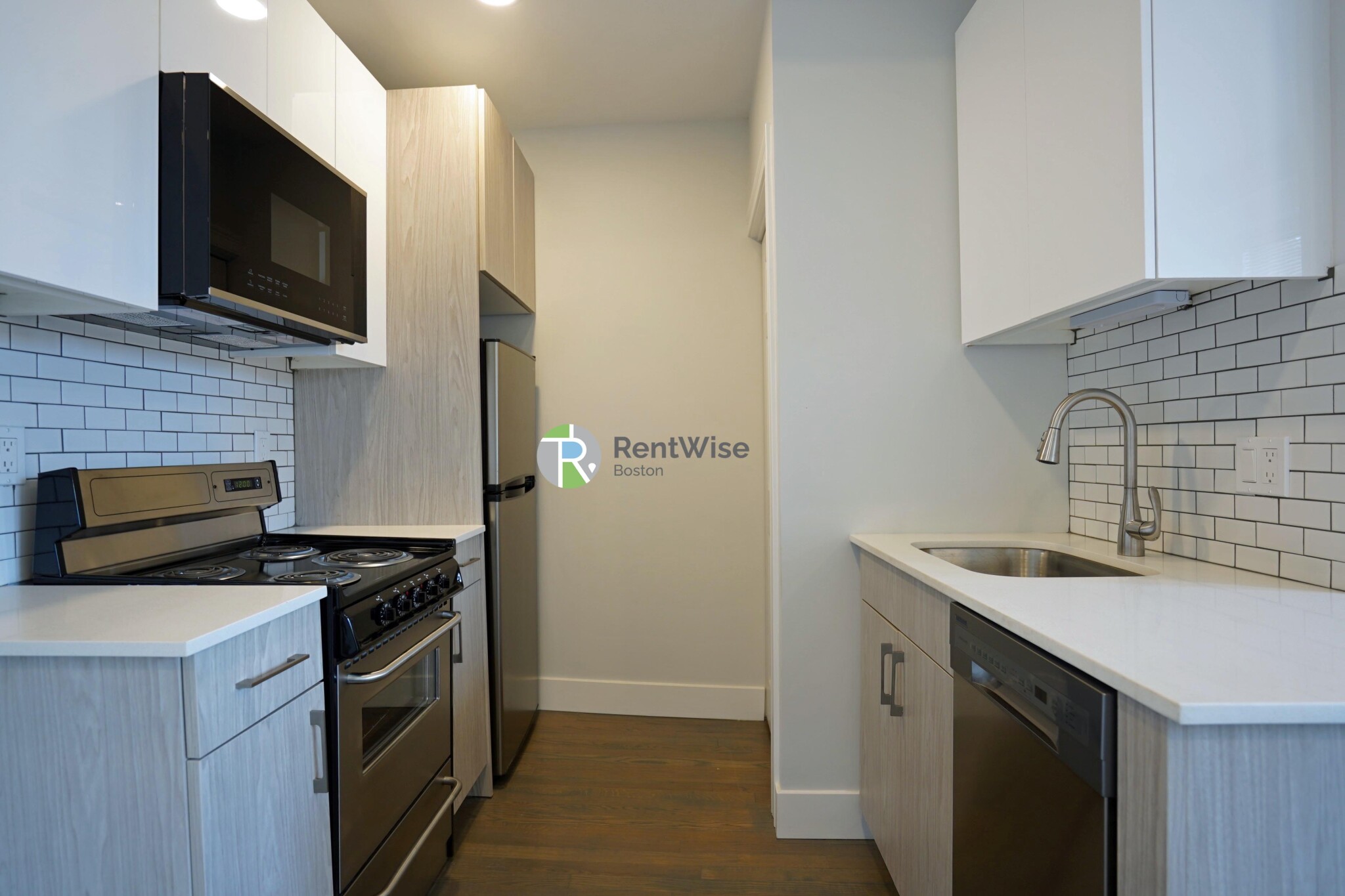 11 Queensberry St, Fenway