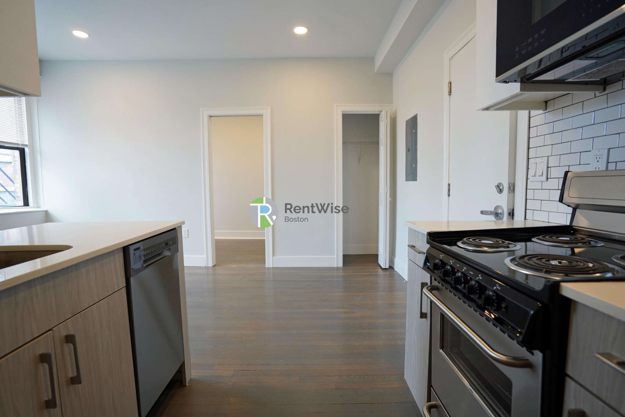 11 Queensberry St, Fenway