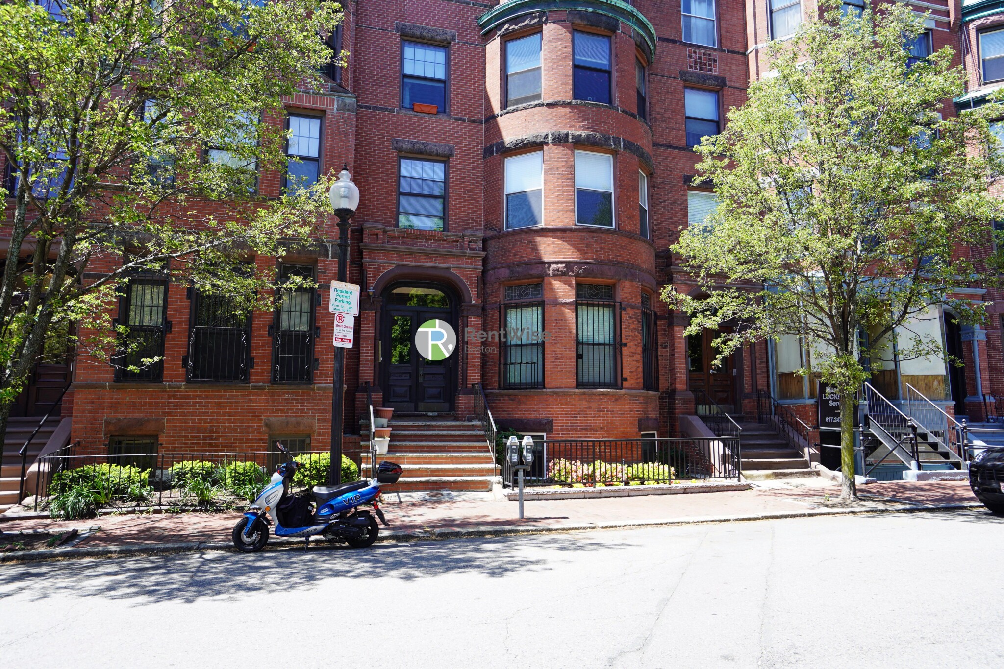 127 Saint Botolph St, Back Bay