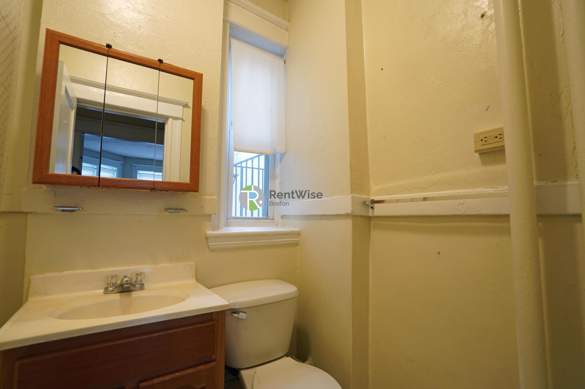 64 Woodstock Ave, Brighton