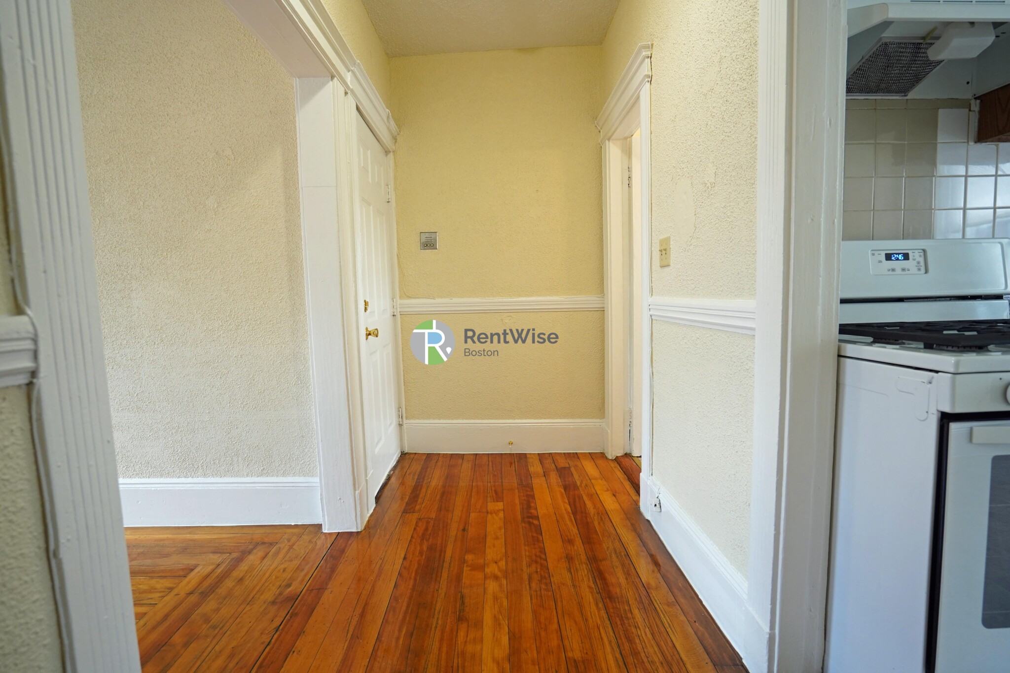 77 Empire St, Allston