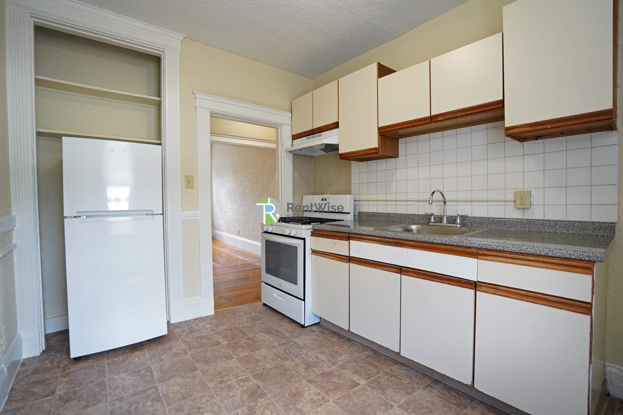 77 Empire St, Allston