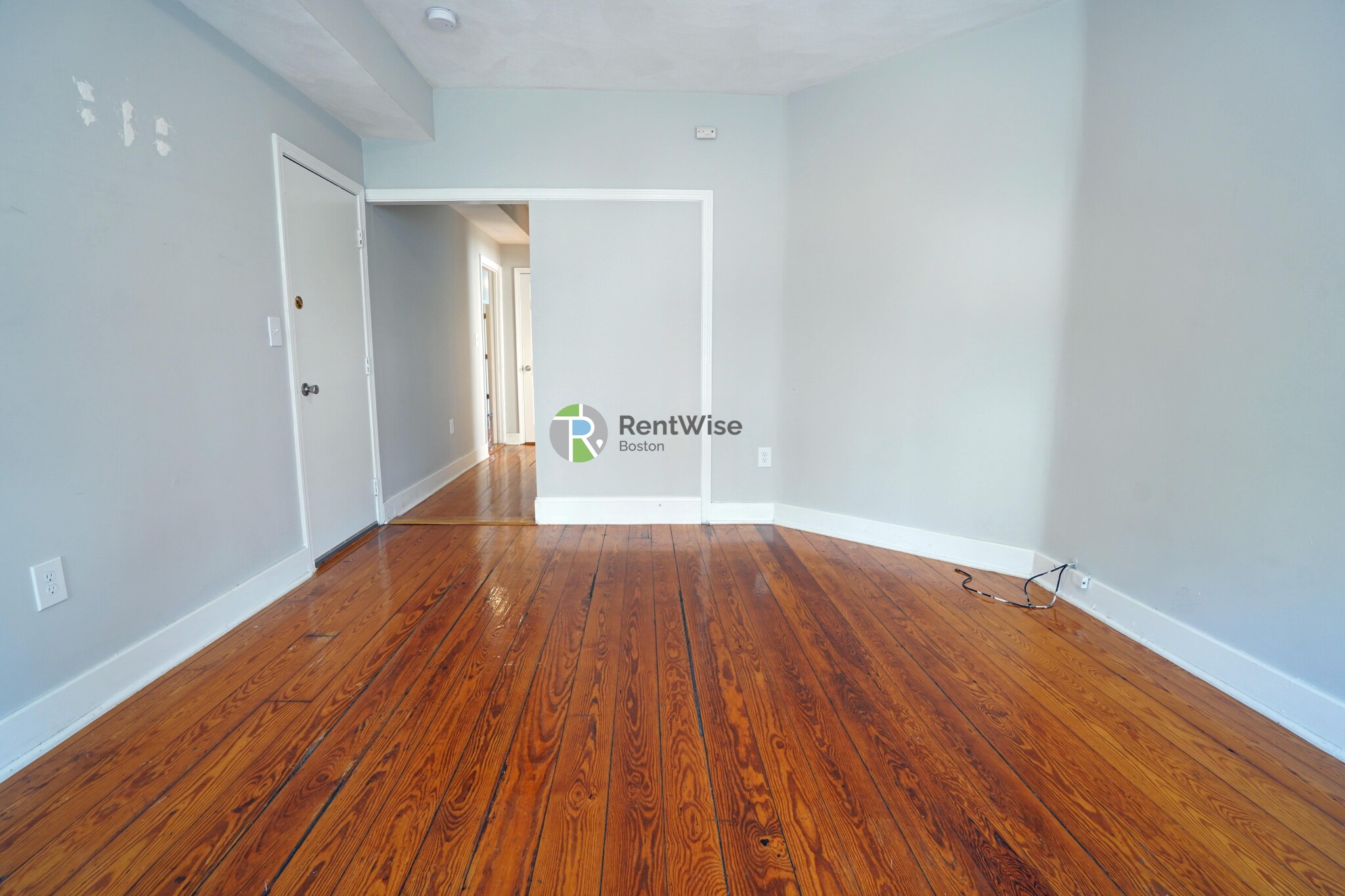 105 Sydney, Dorchester