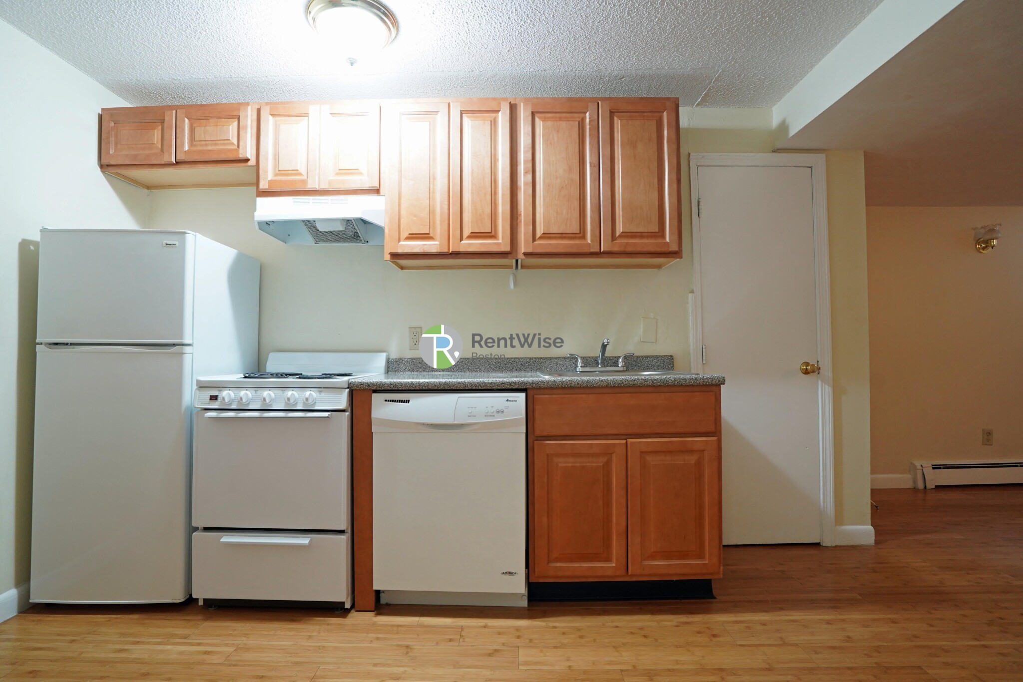 181 Thorndike St, Allston