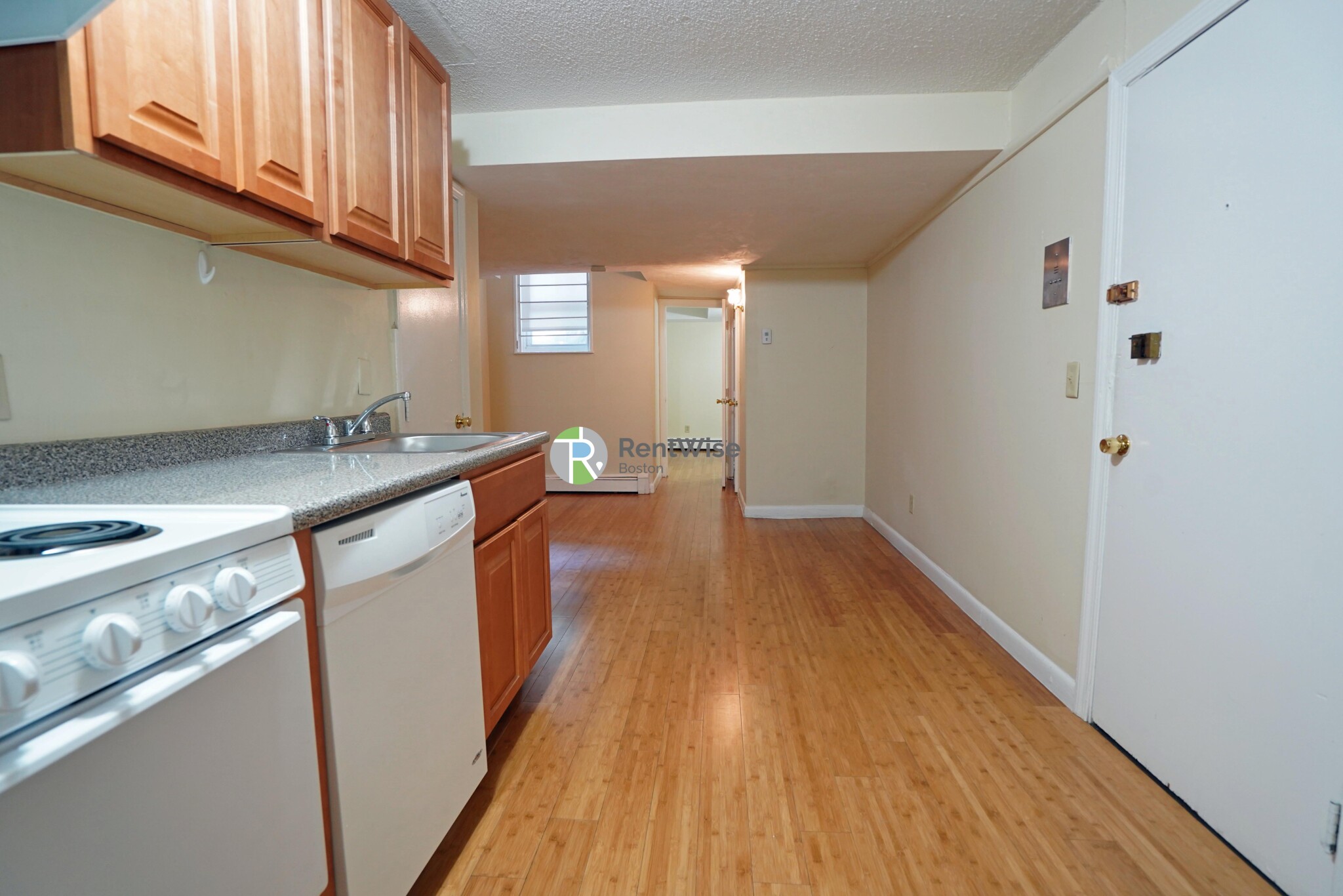 181 Thorndike St, Allston