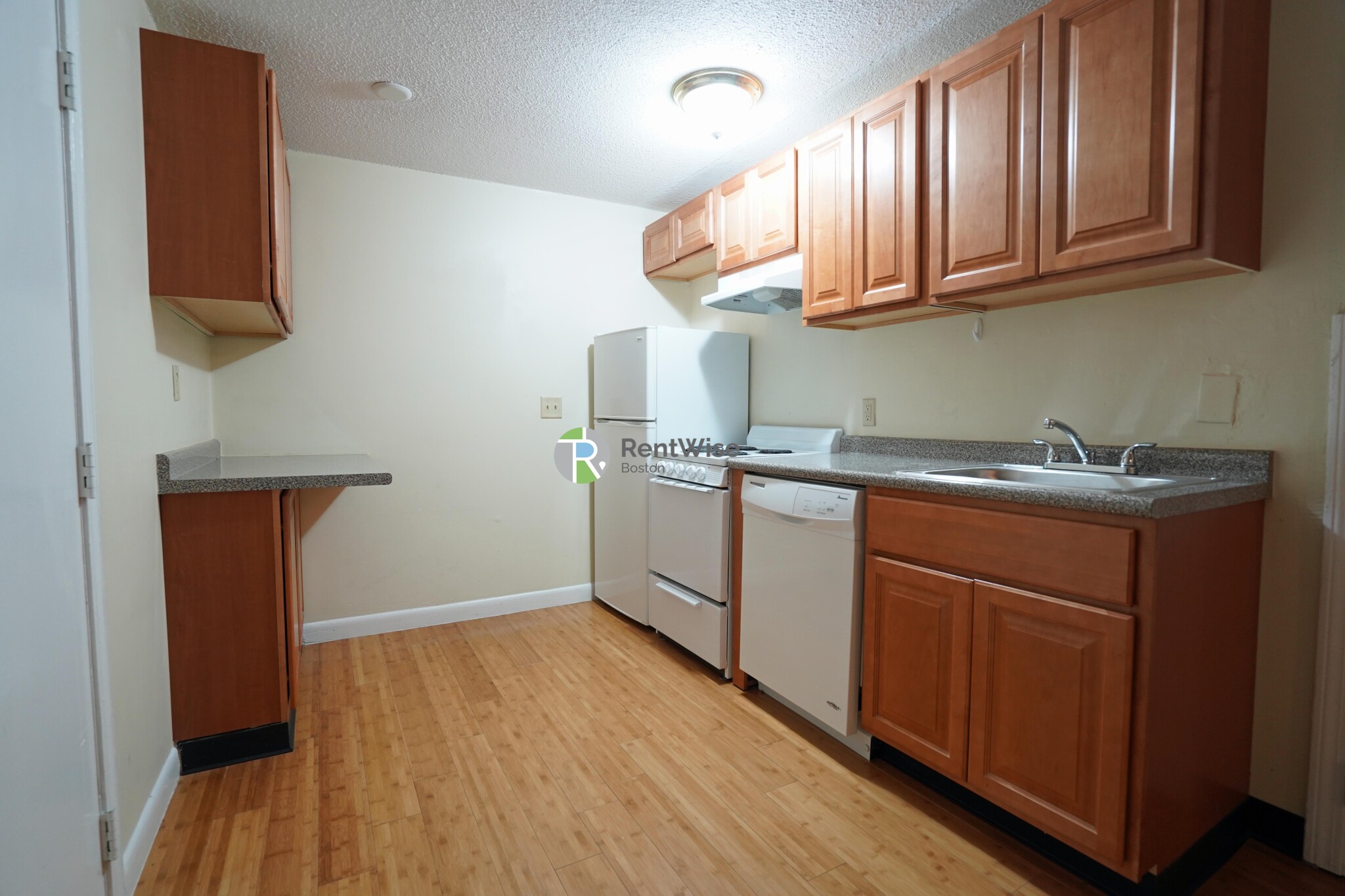 181 Thorndike St, Allston