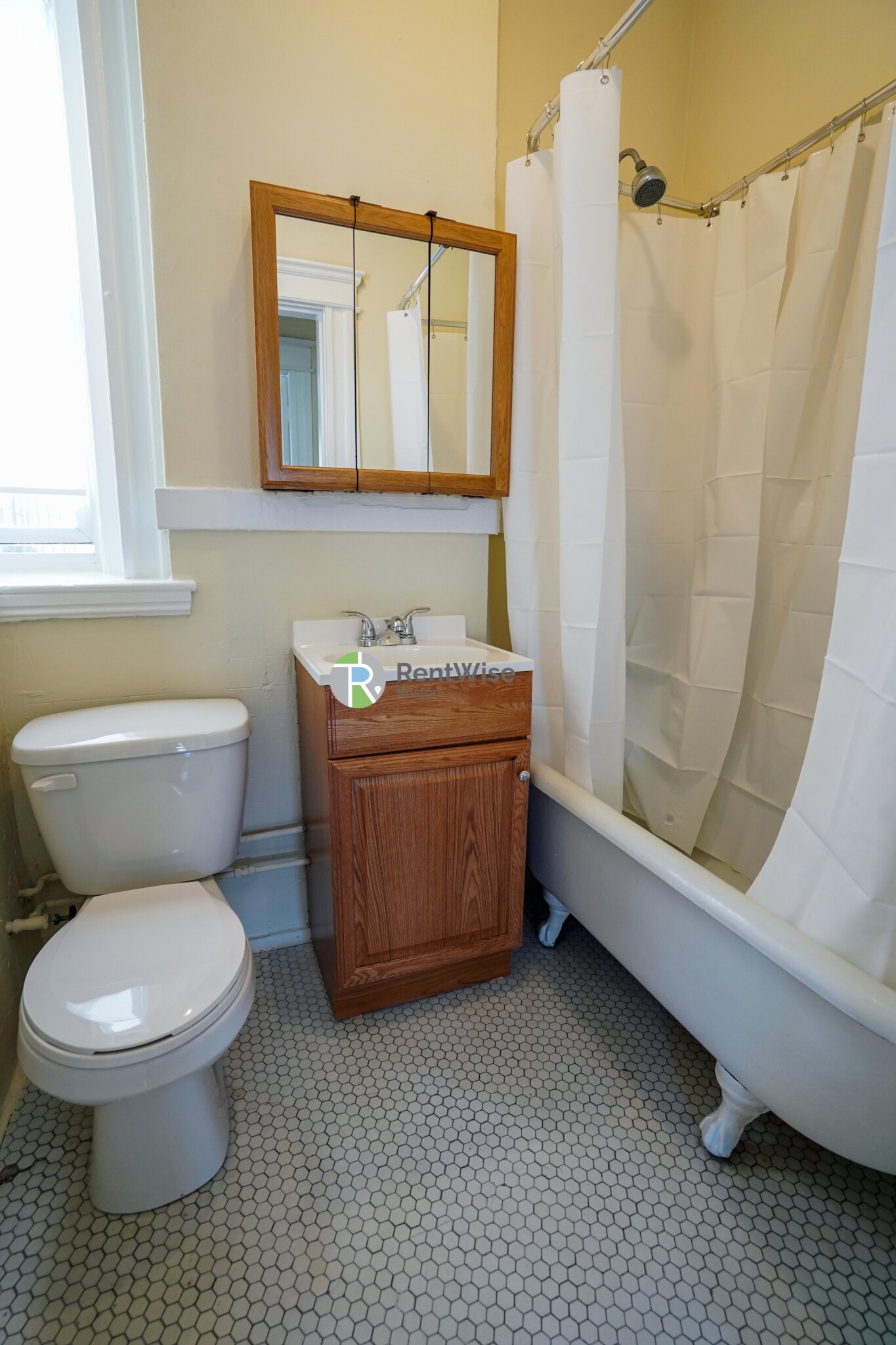 221 Kelton St, Allston