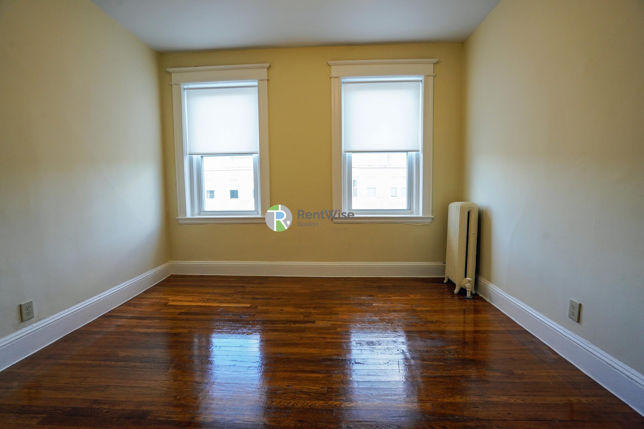 221 Kelton St, Allston