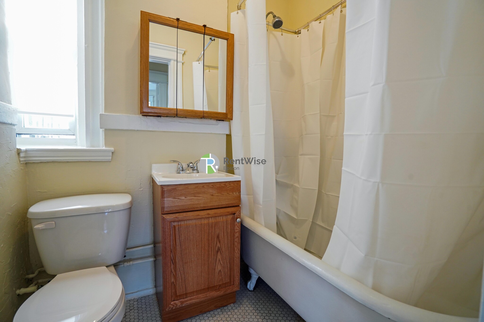 221 Kelton St, Allston