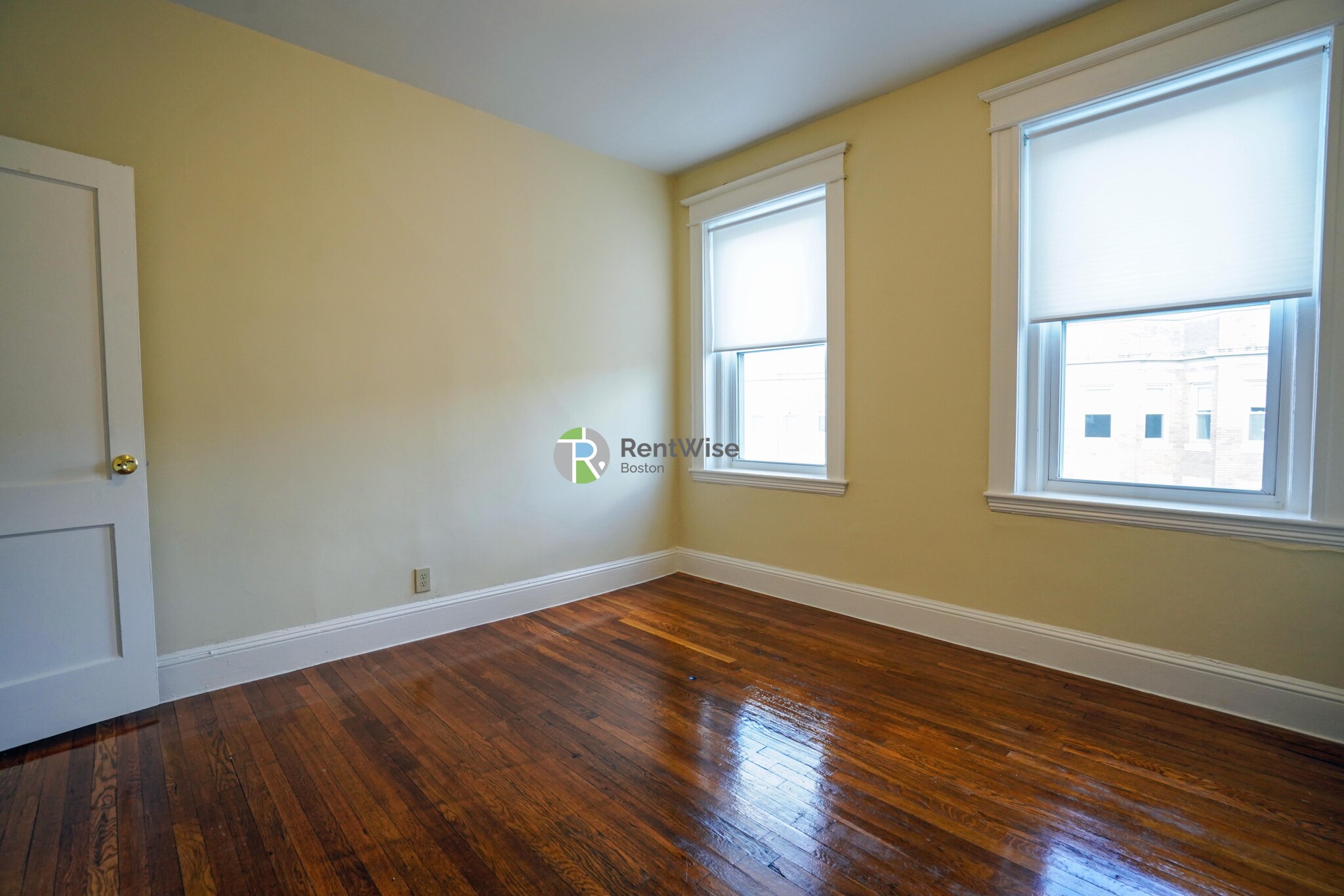 221 Kelton St, Allston