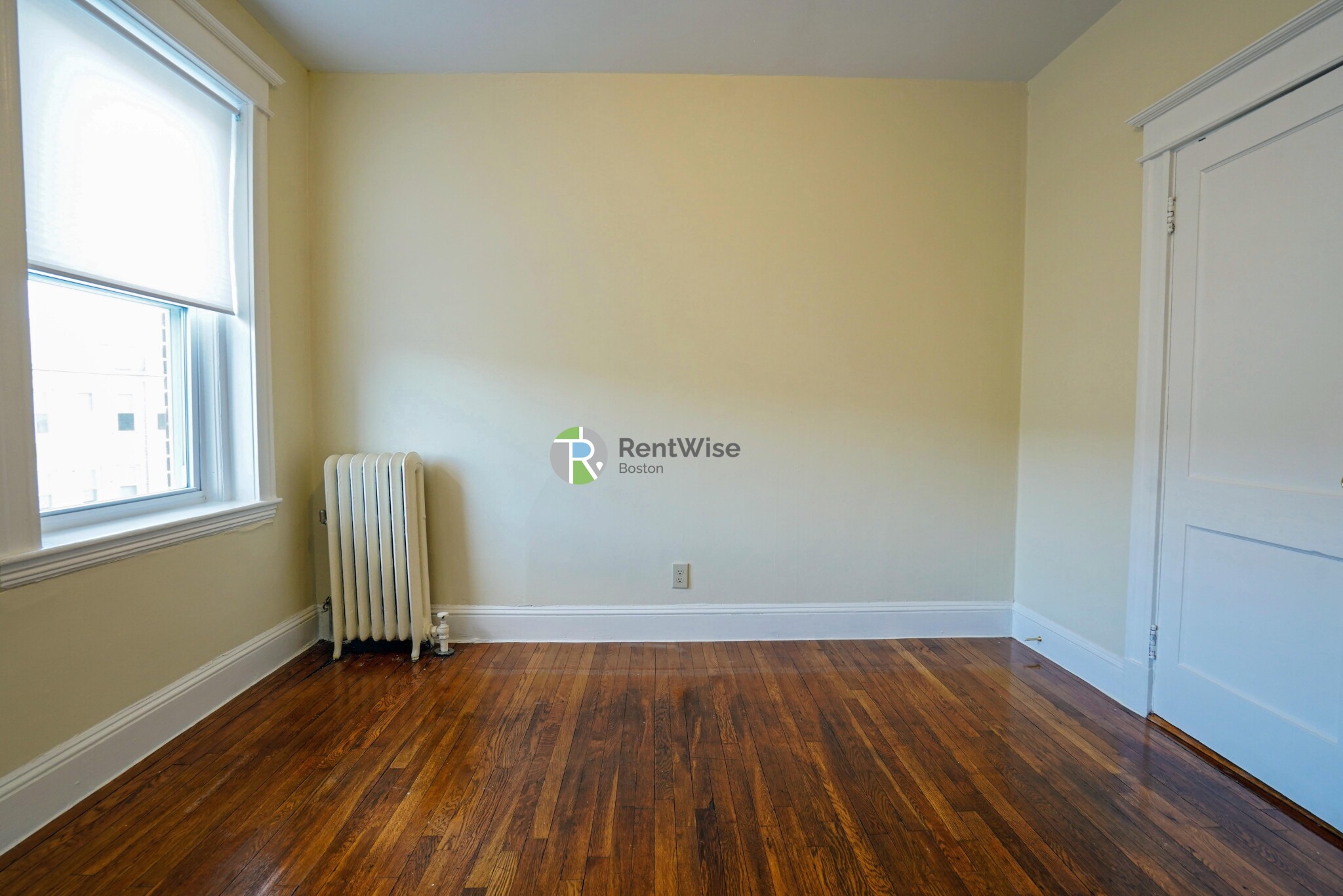 221 Kelton St, Allston