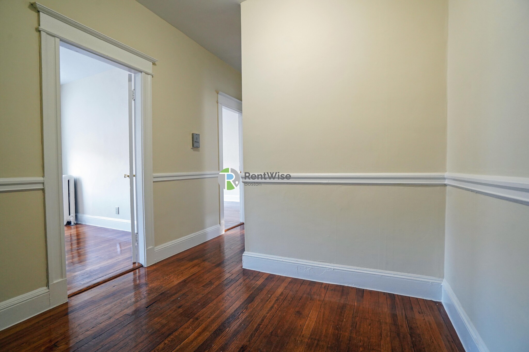 221 Kelton St, Allston