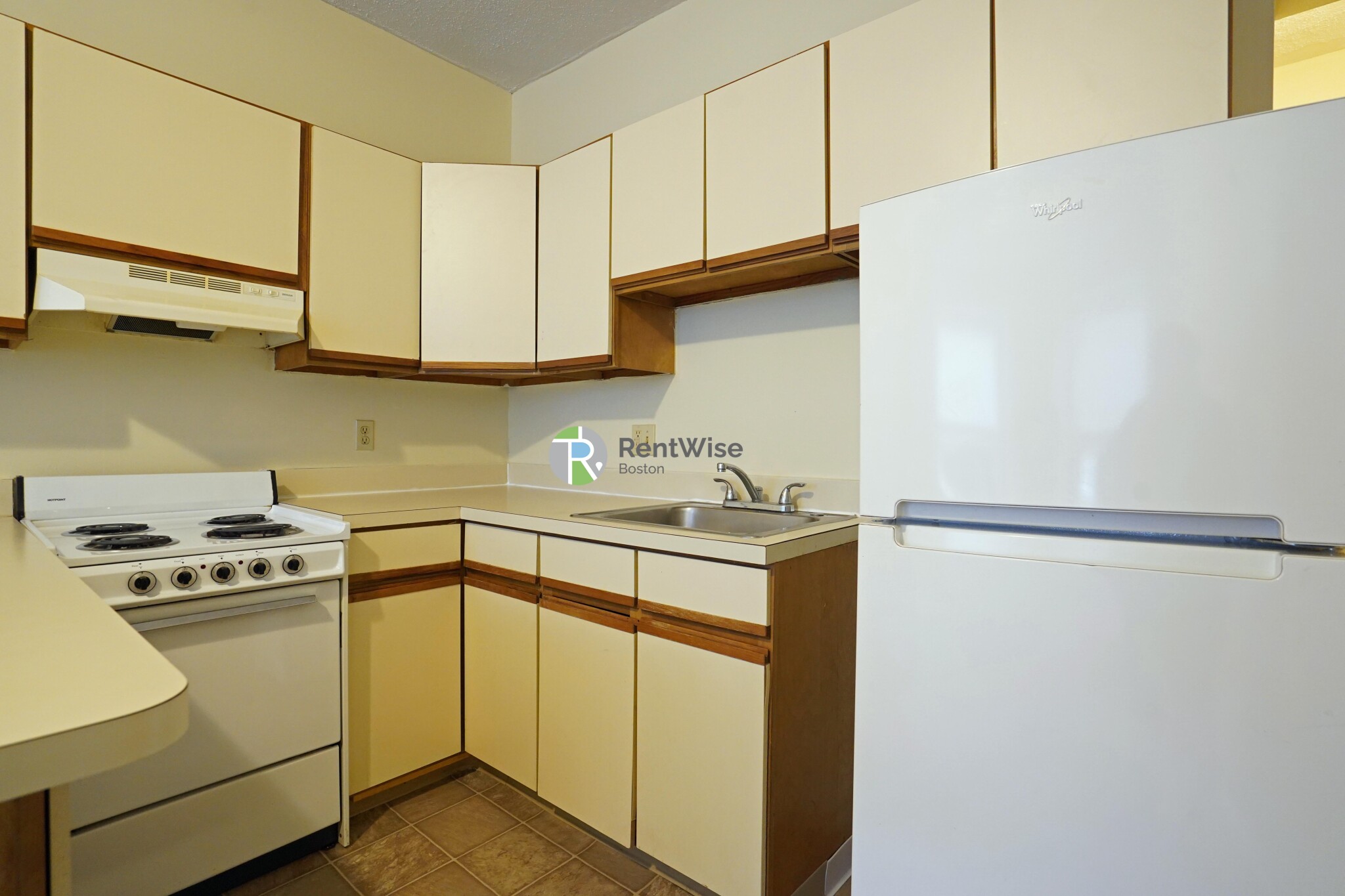 1124 Commonwealth Ave, Allston