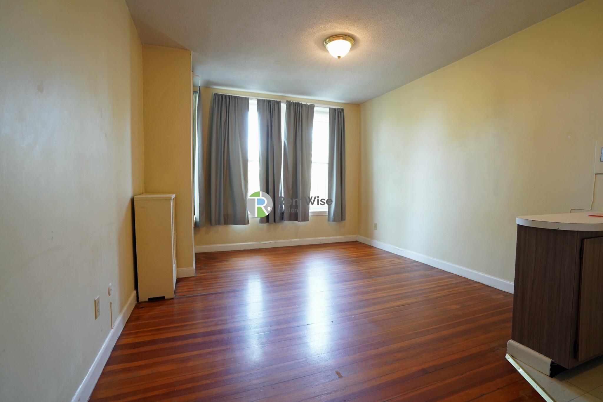 1132 Commonwealth Ave, Allston