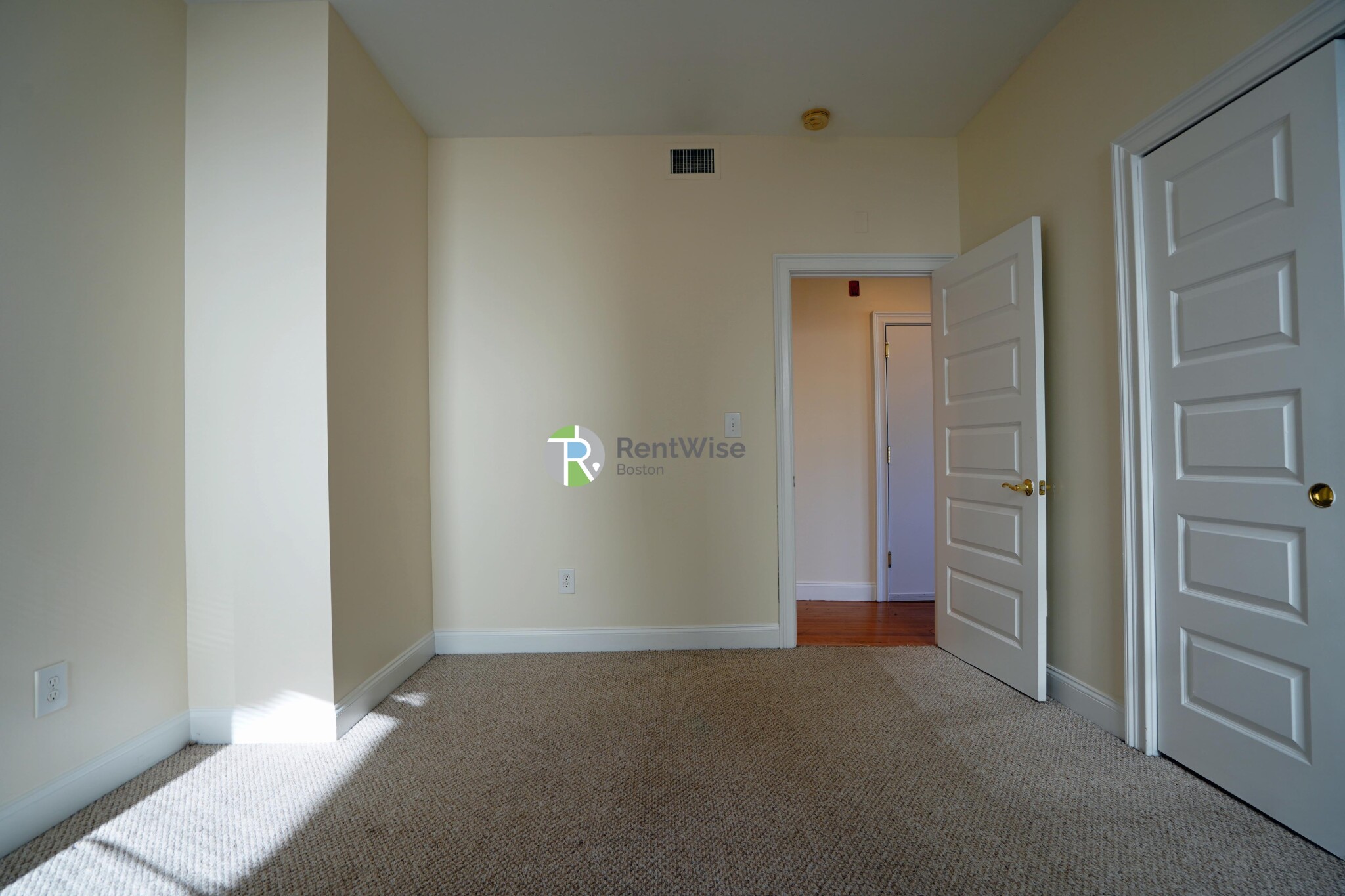 55 Ashford St, Allston