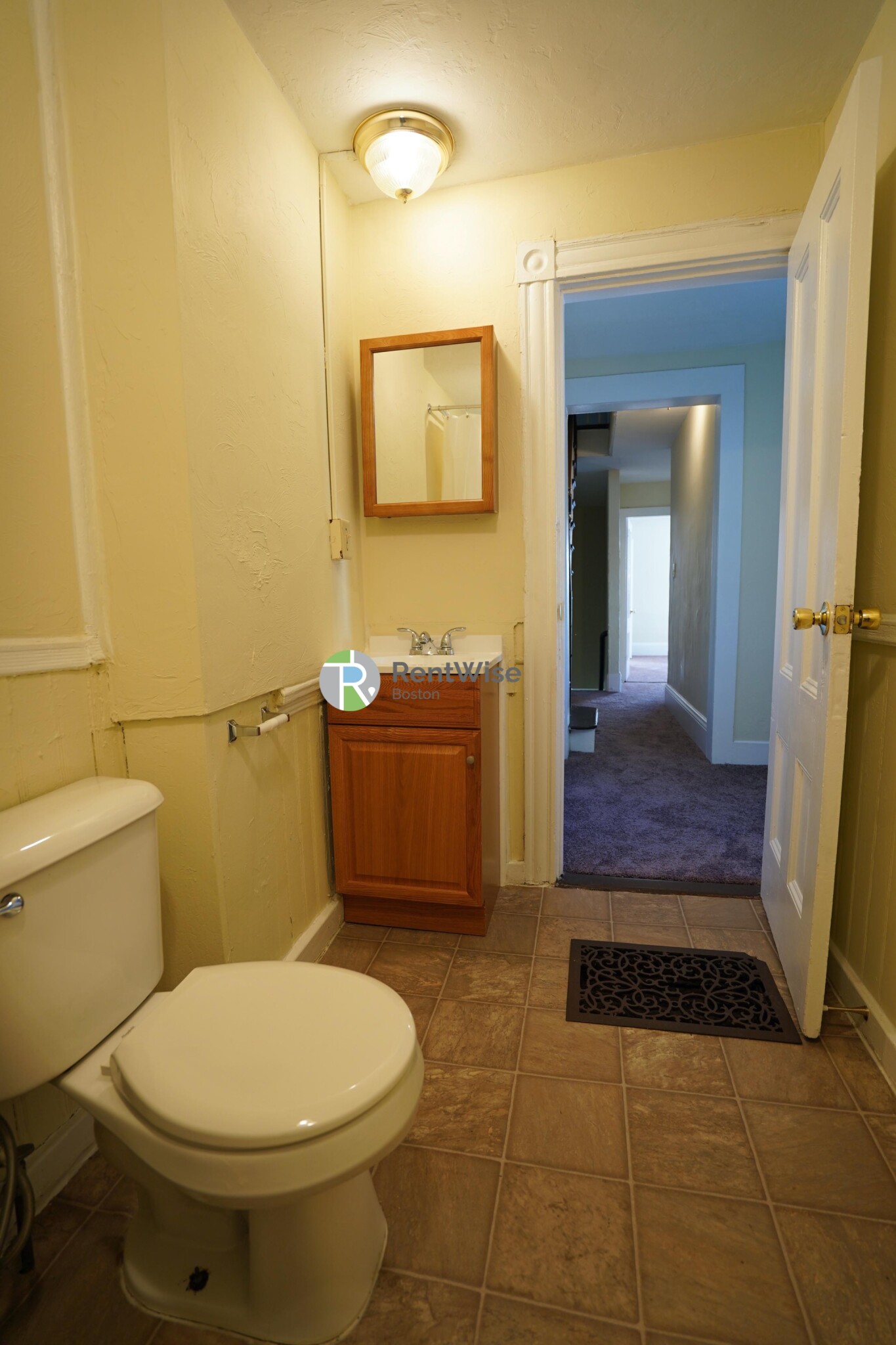 22 Greylock Rd, Allston