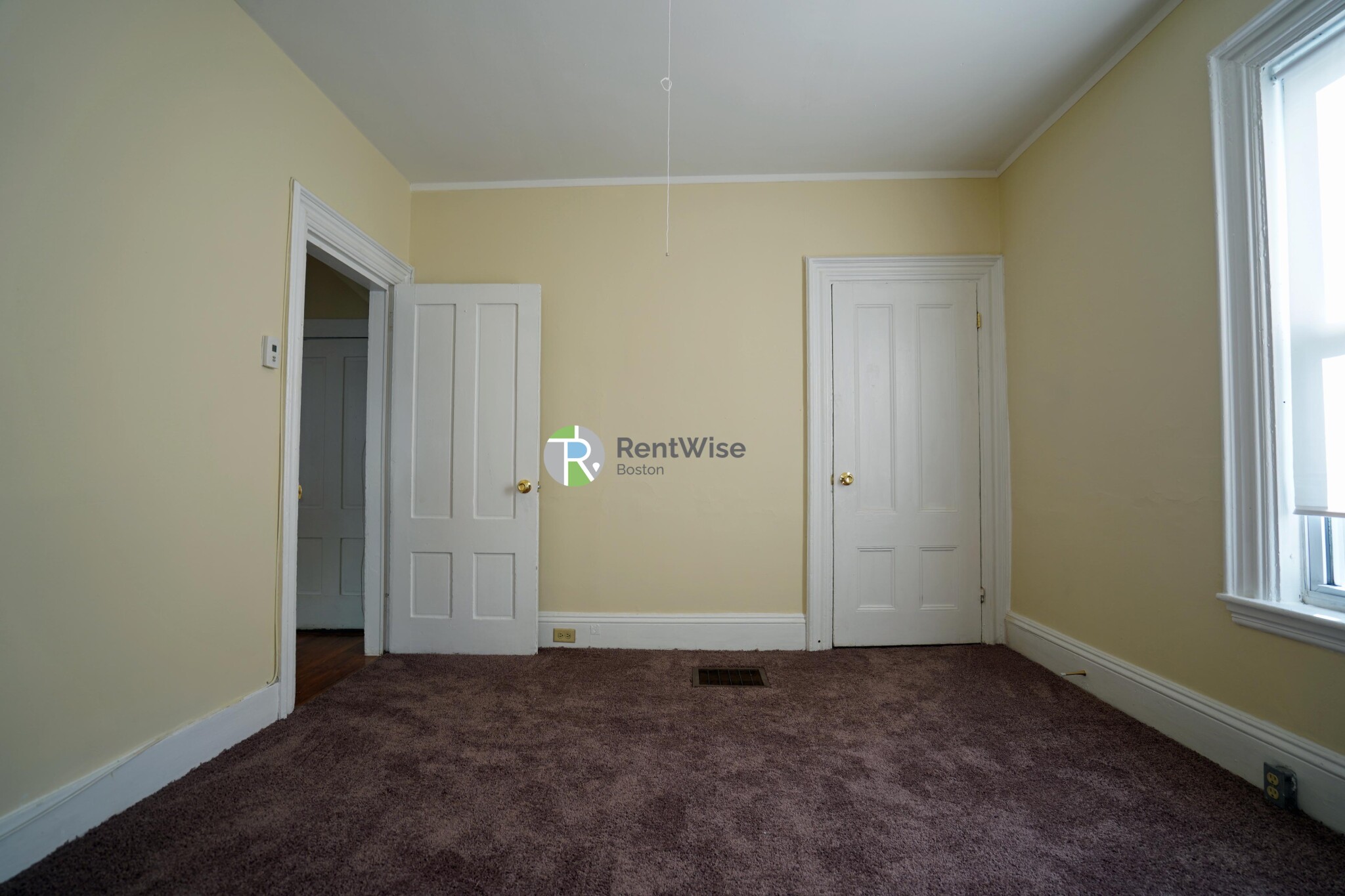 22 Greylock Rd, Allston