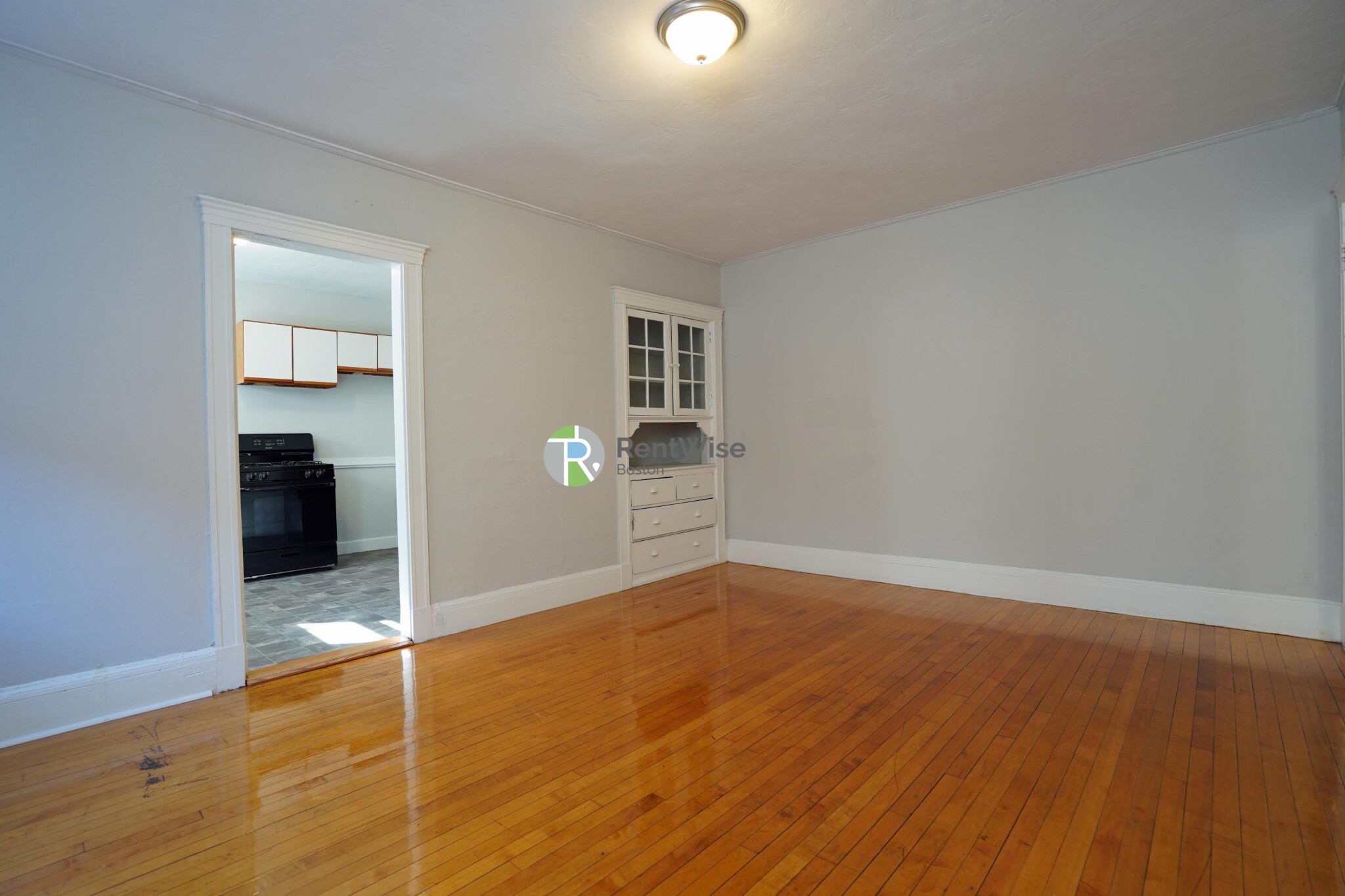 90 Cypress St, Brookline Village