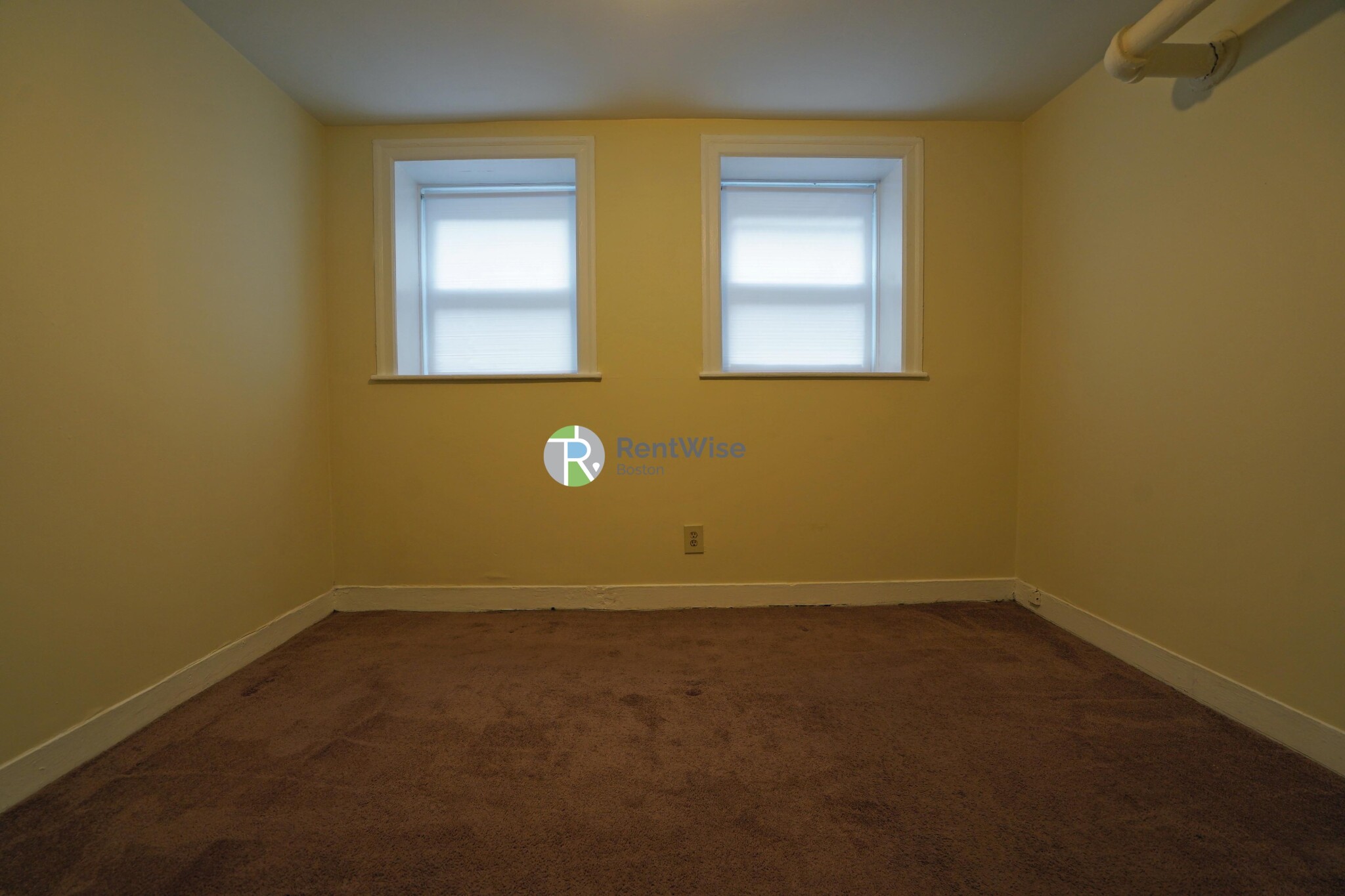 35 Gardner St, Allston