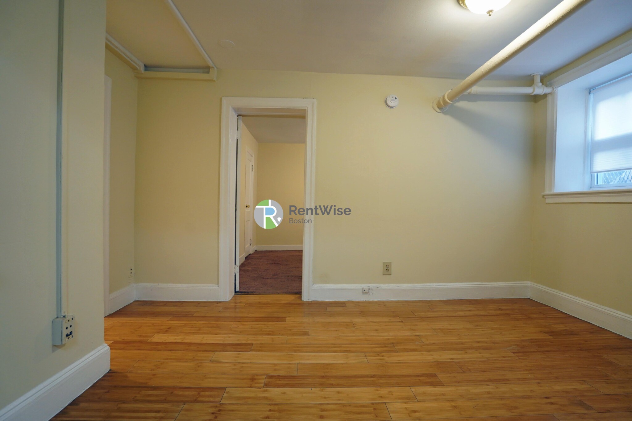 35 Gardner St, Allston