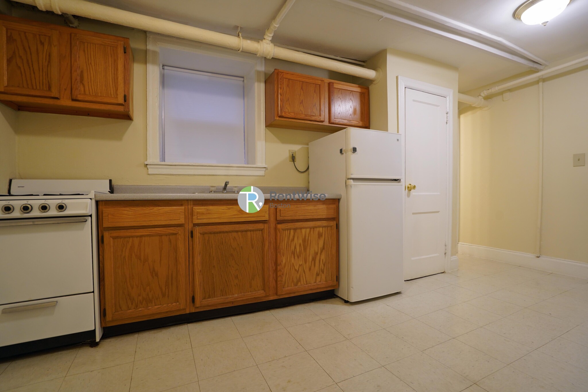 35 Gardner St, Allston