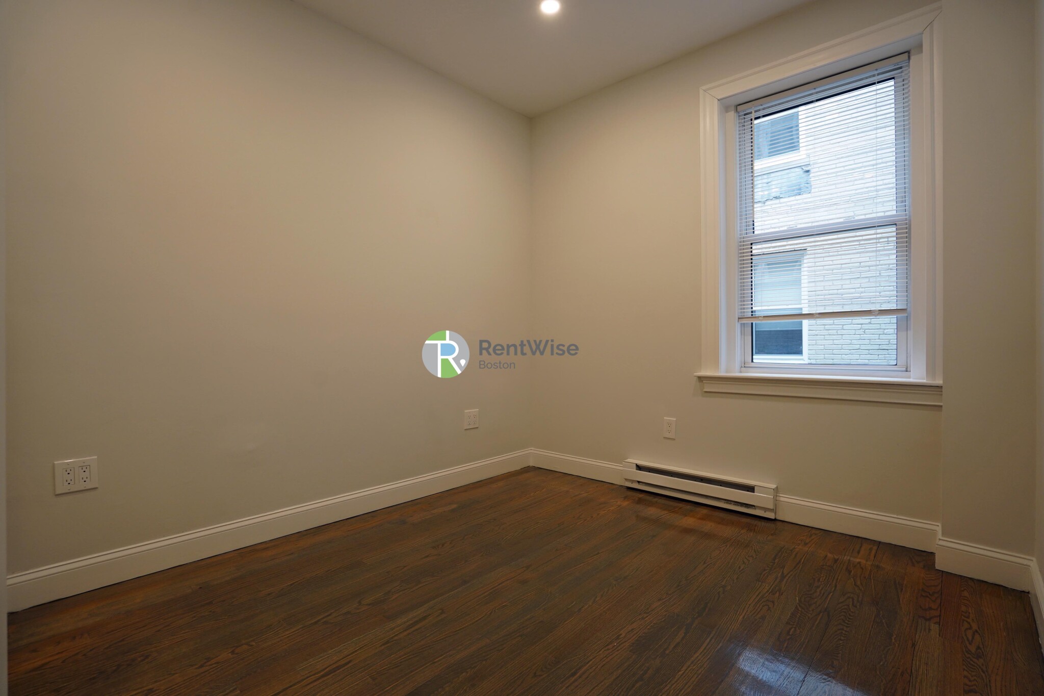 20 Queensberry St, Fenway