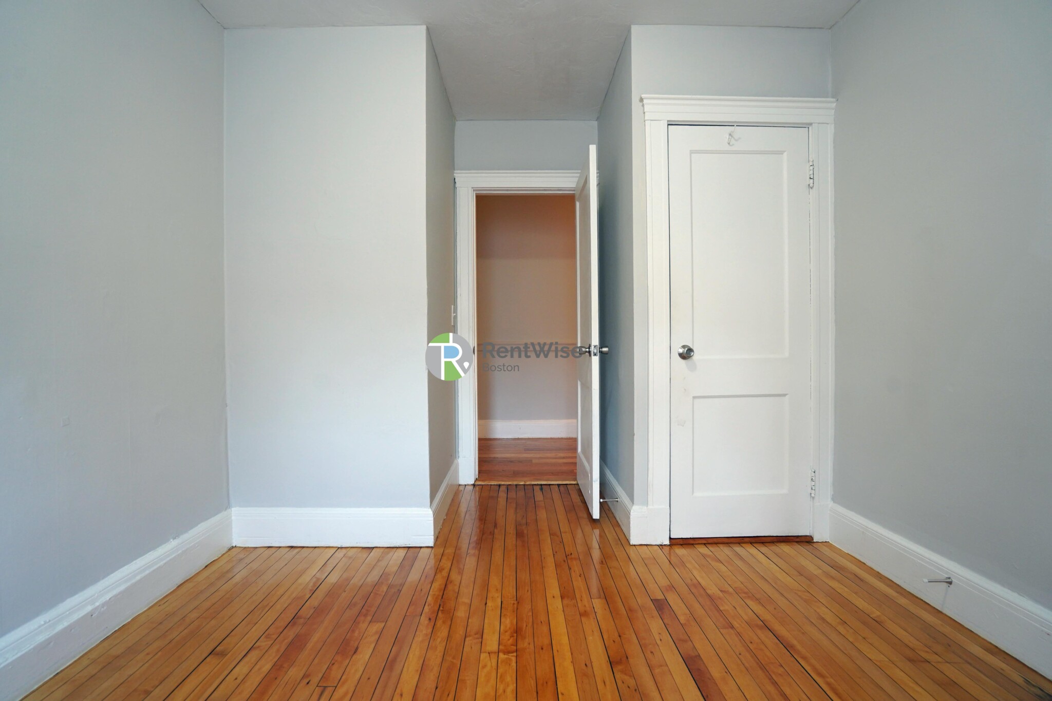 90 Cypress St, Emerson Gardens