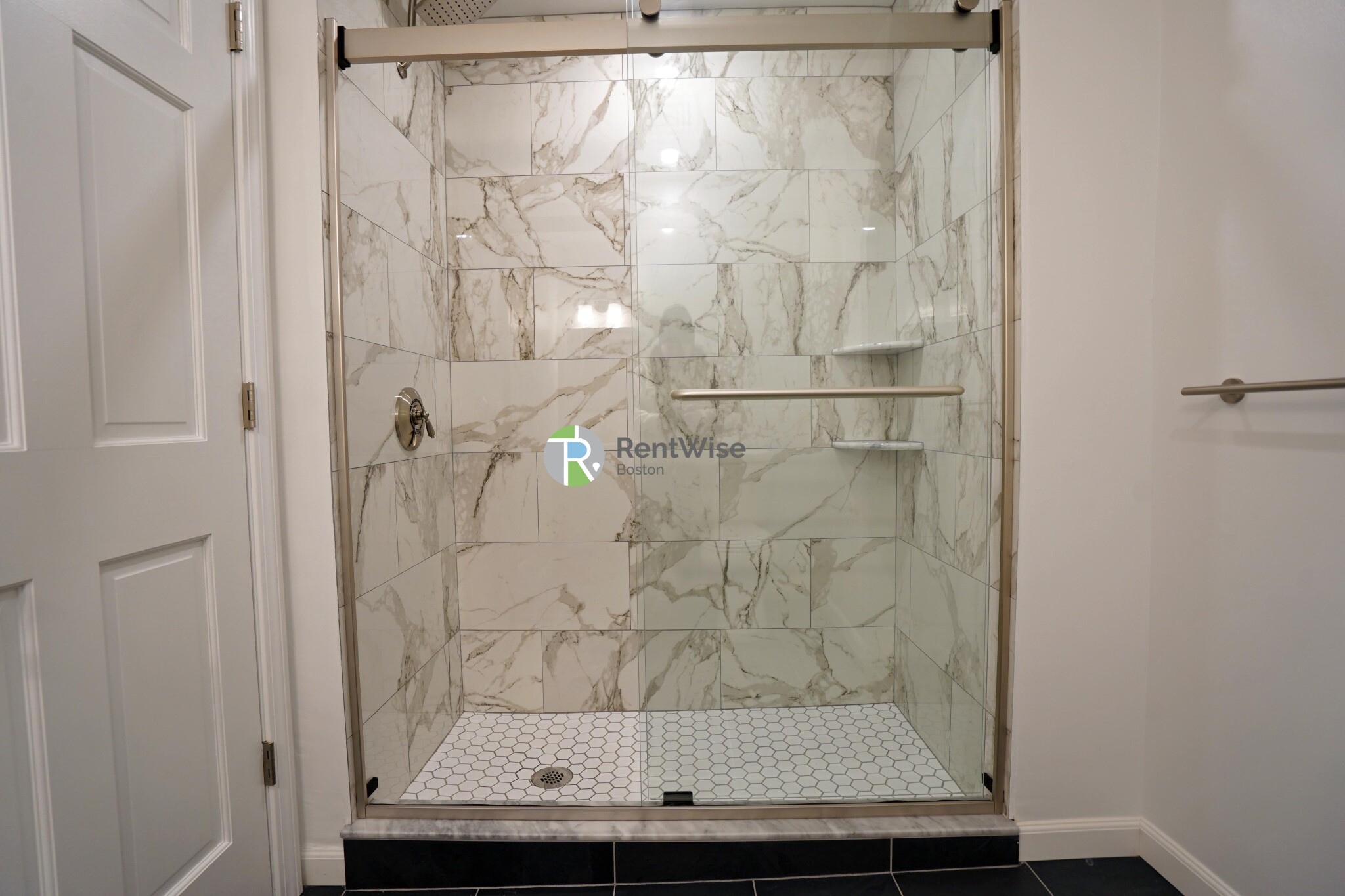 1406 Beacon St, Corey Hill