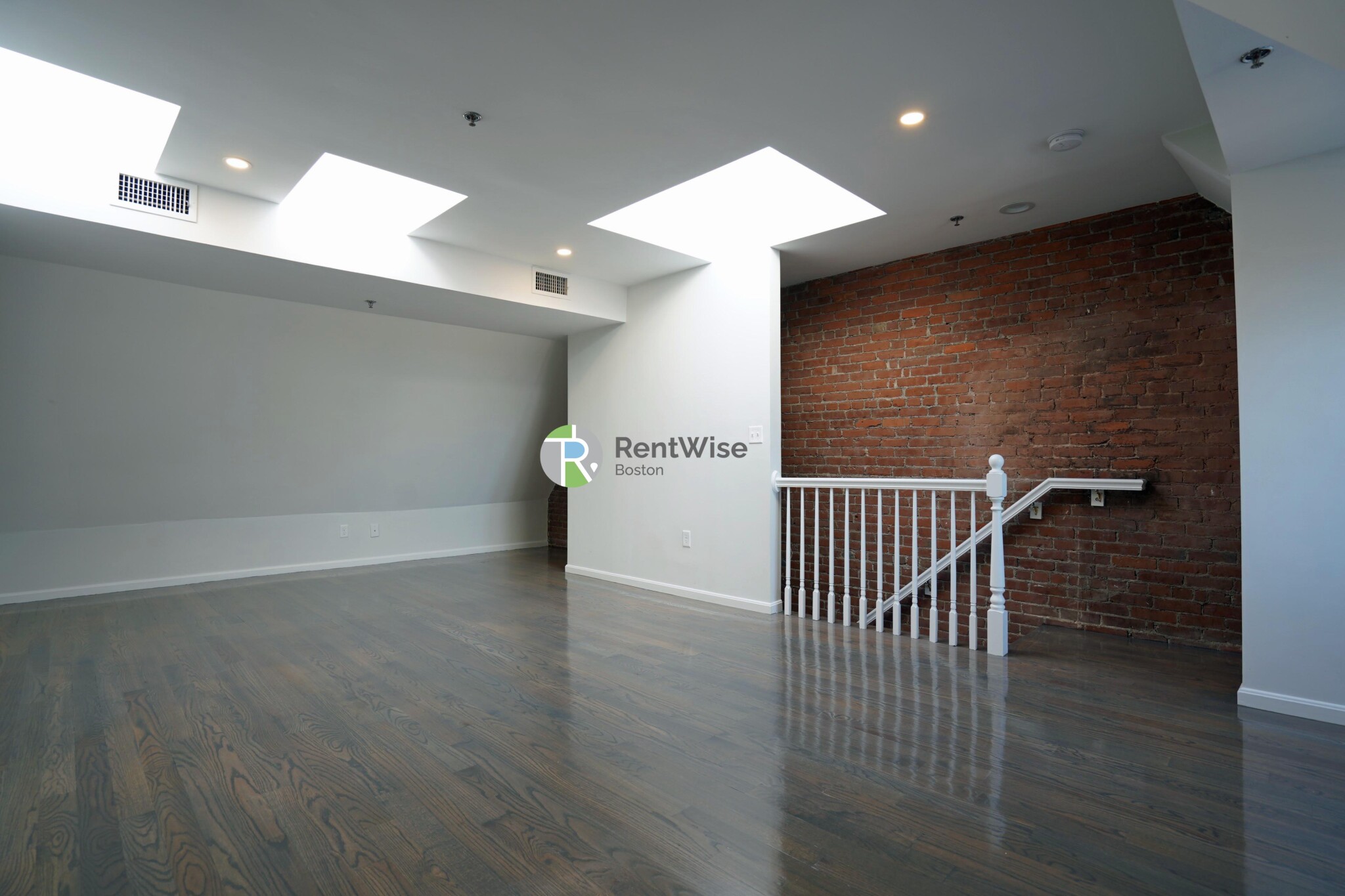 1406 Beacon St, Corey Hill