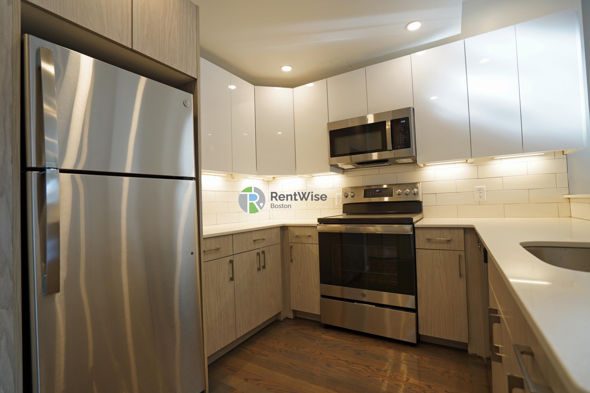 1406 Beacon St, Corey Hill