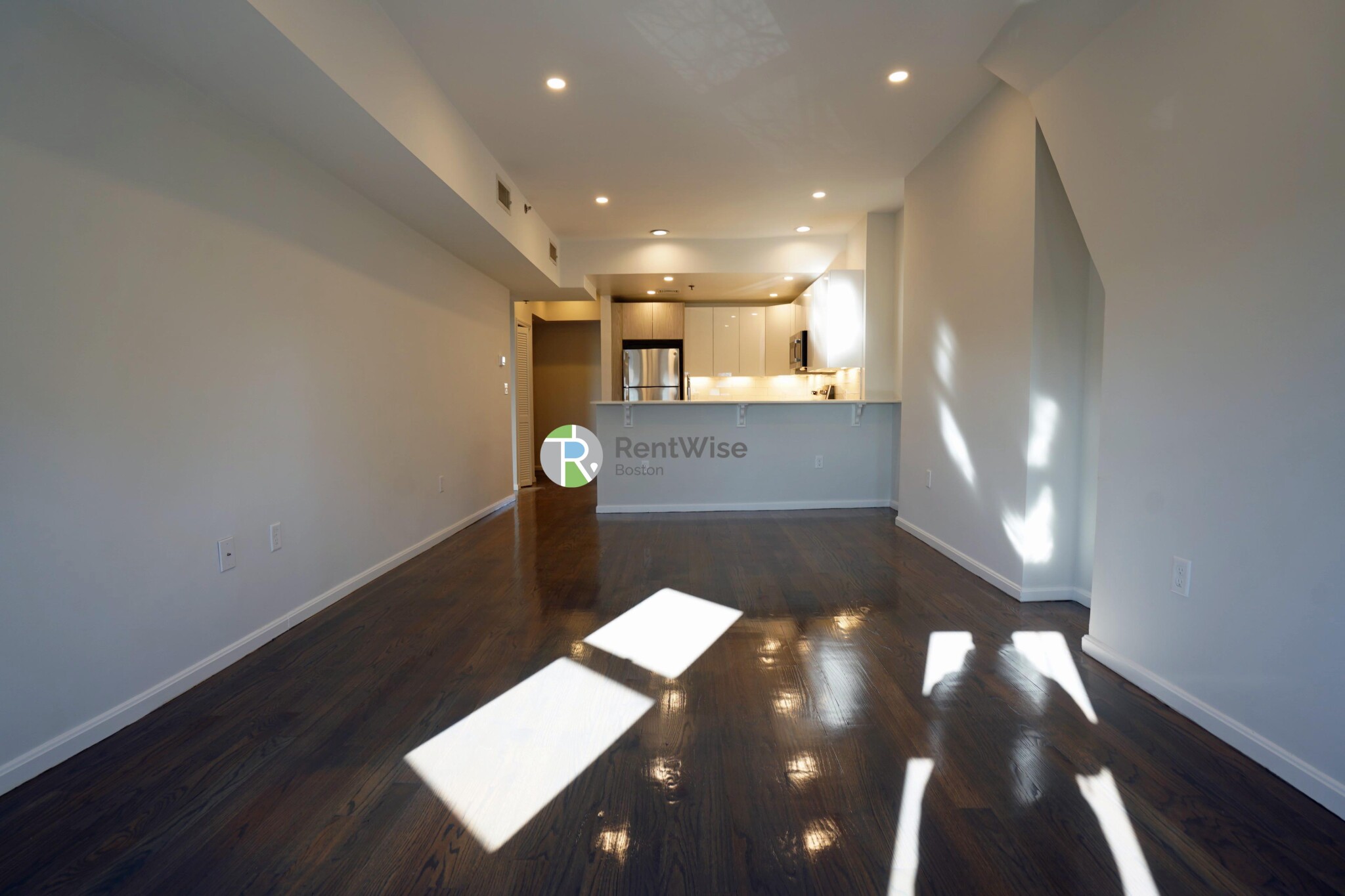 1406 Beacon St, Corey Hill