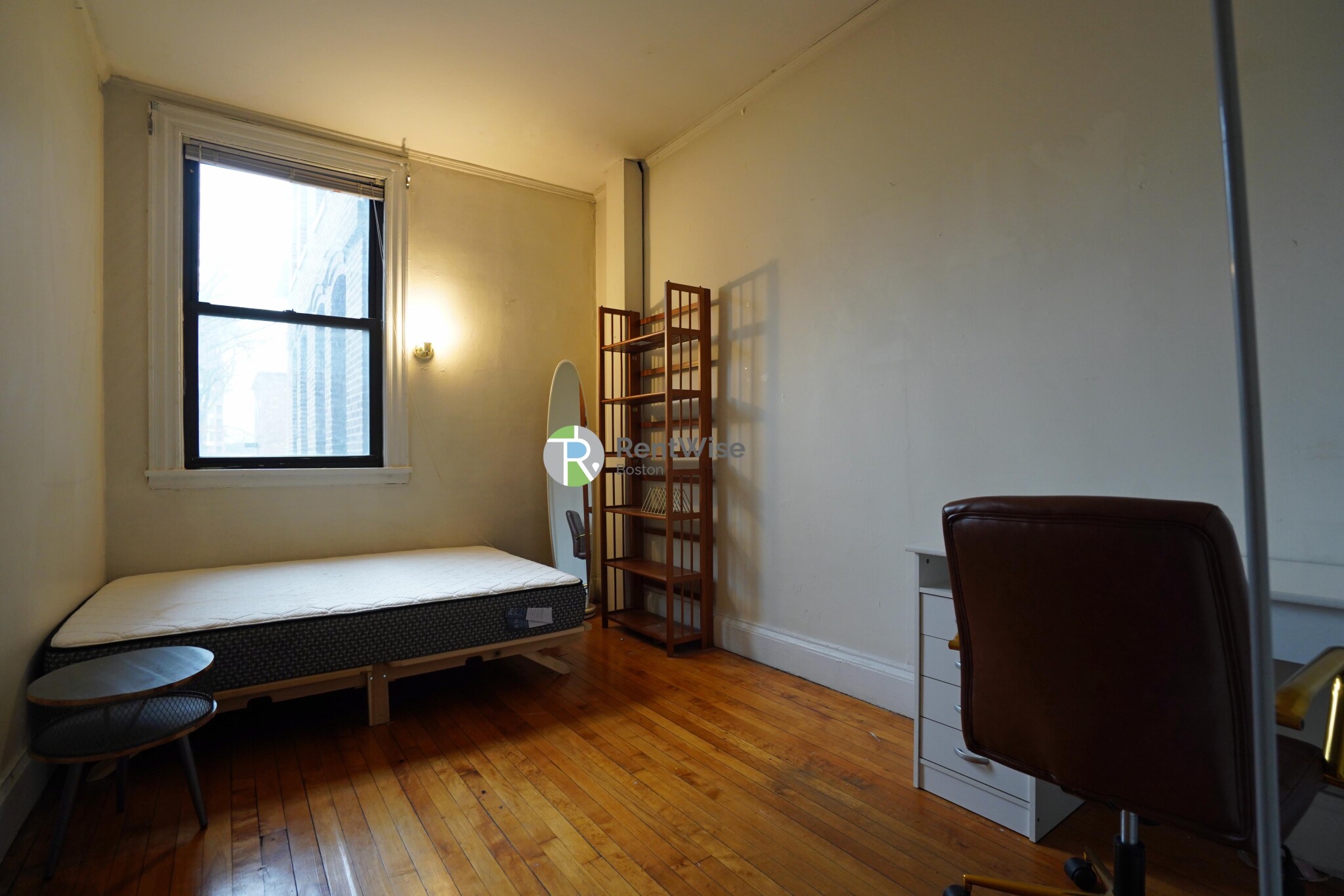 72 Gardner St, Allston