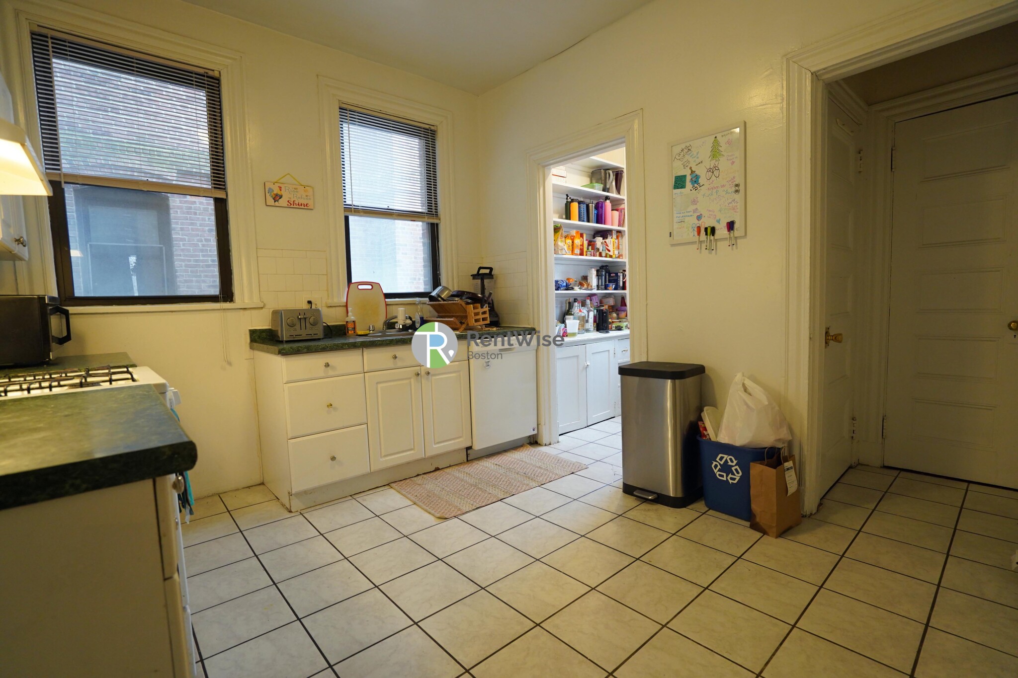 72 Gardner St, Allston