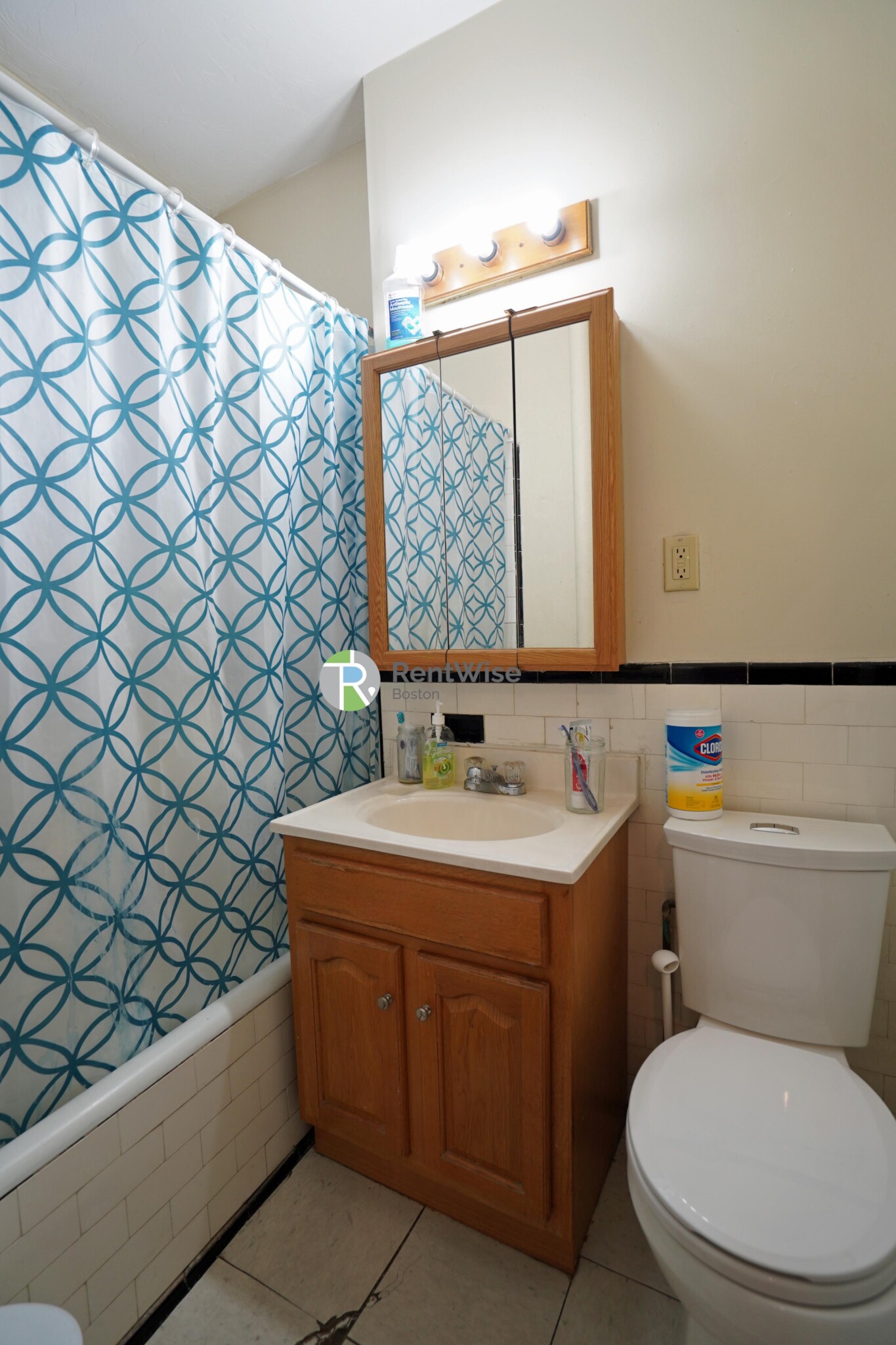 55 Linden St, Allston