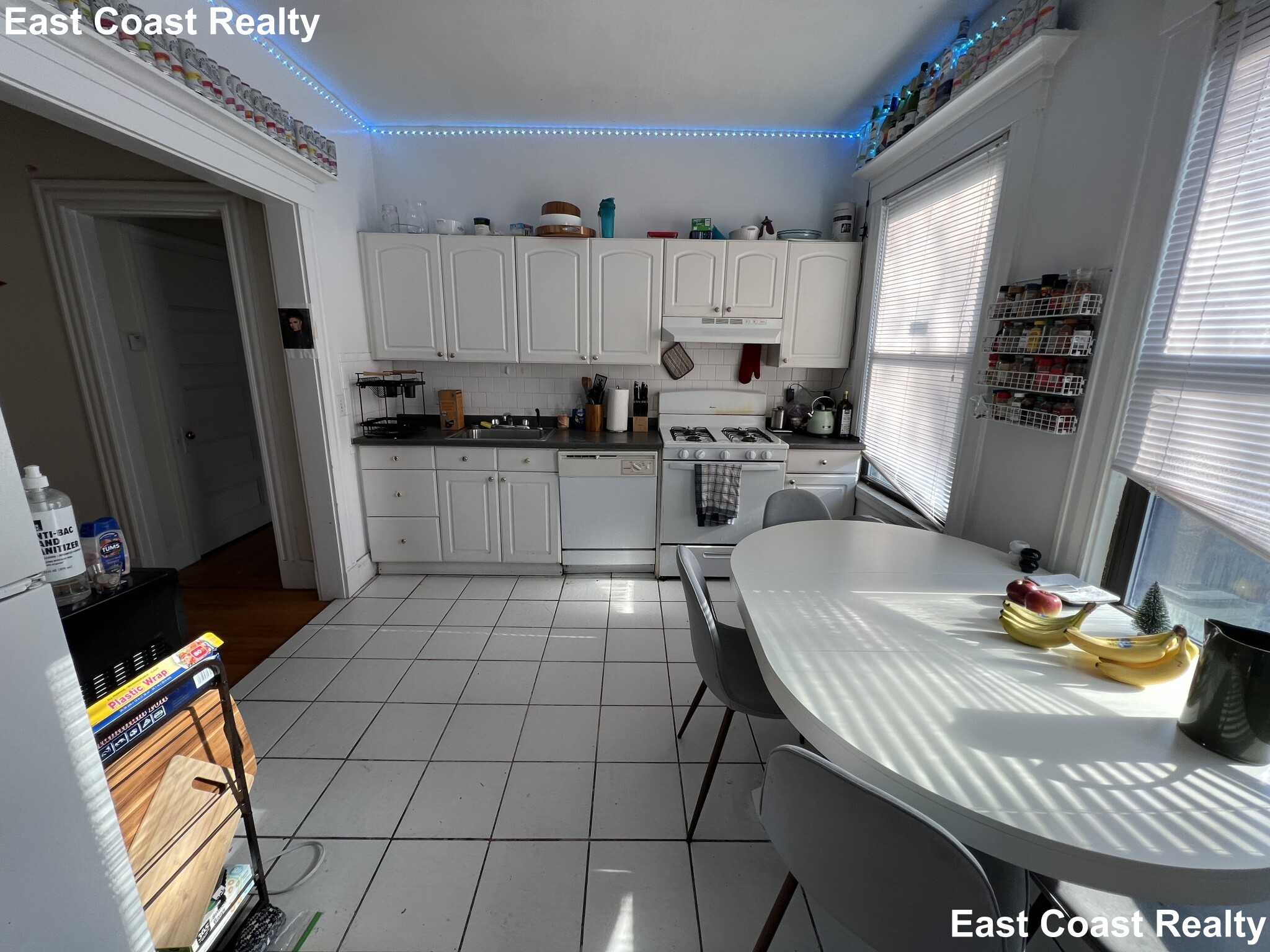 72 Gardner St, Allston