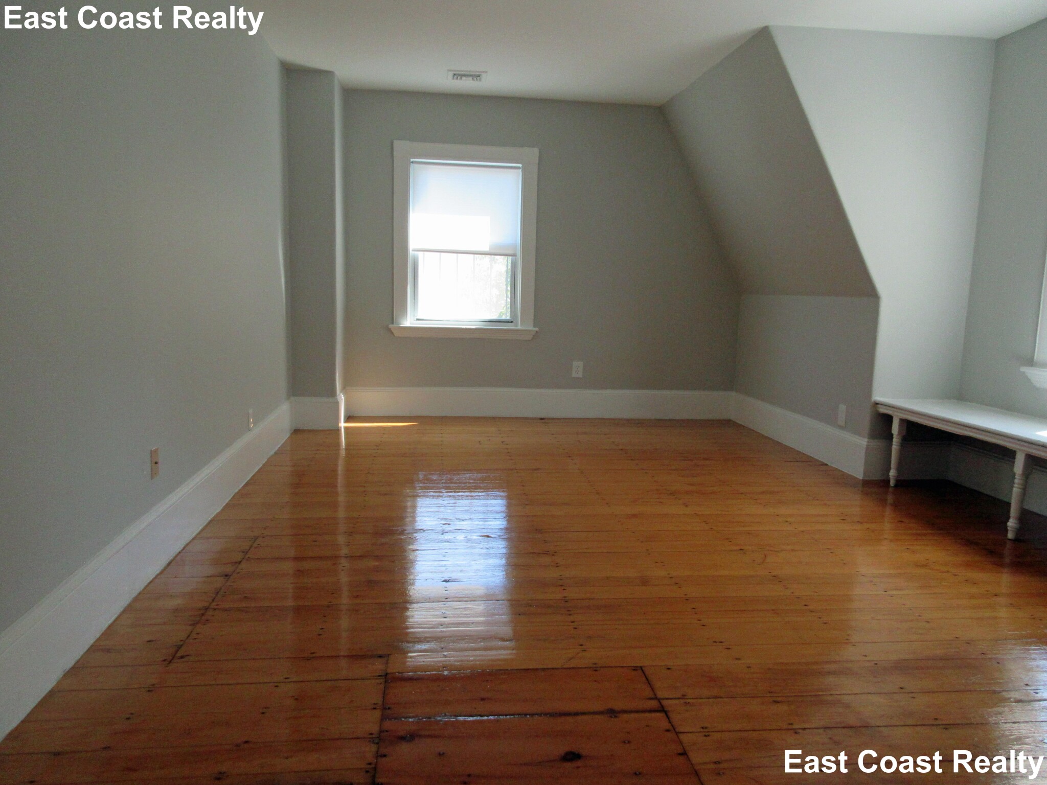 19 Braemore Rd, Brighton