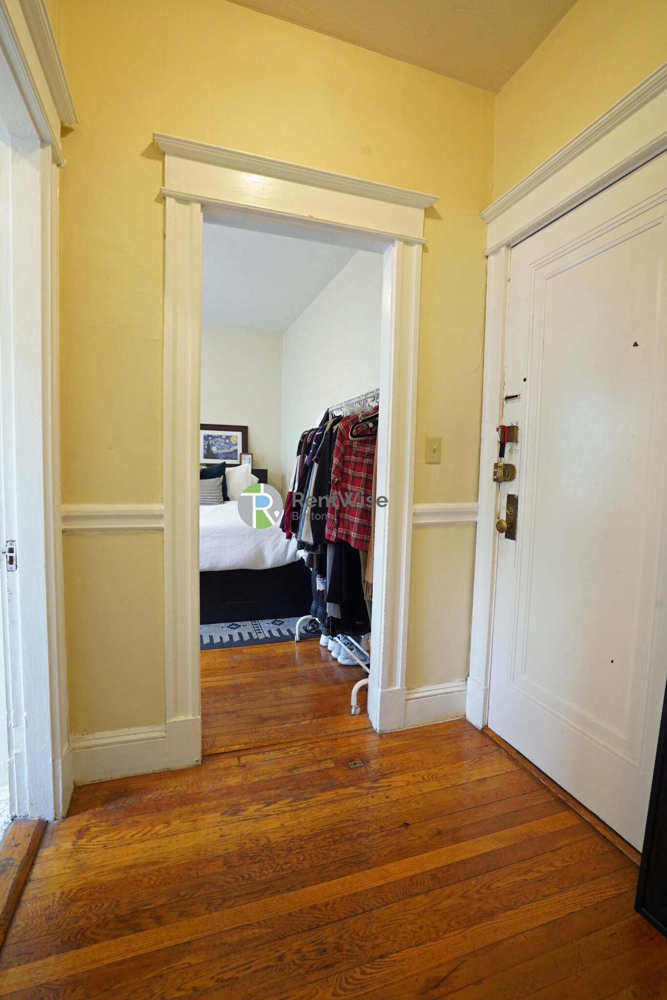 221 Kelton, Brighton