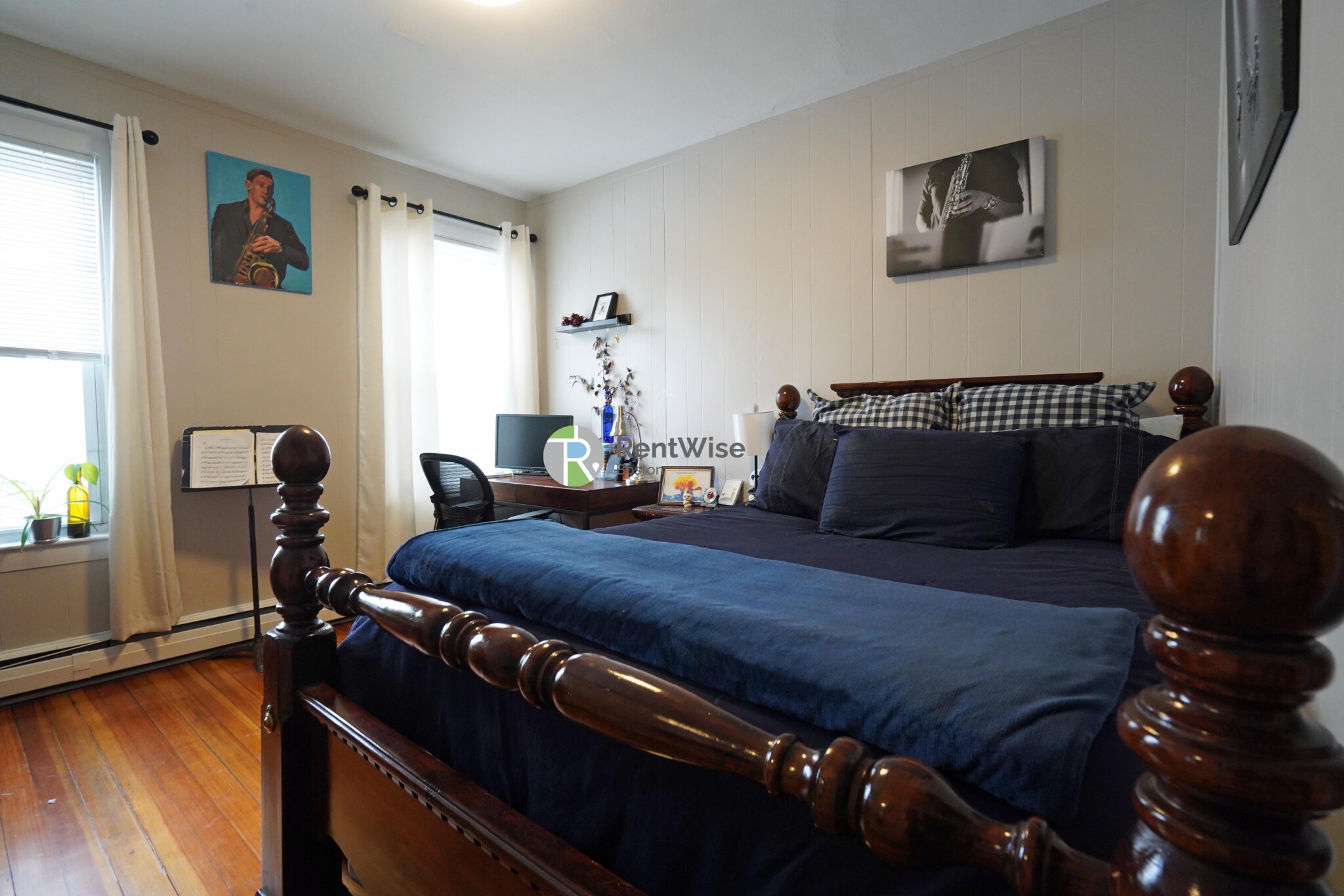 4 Ashford Ct, Allston